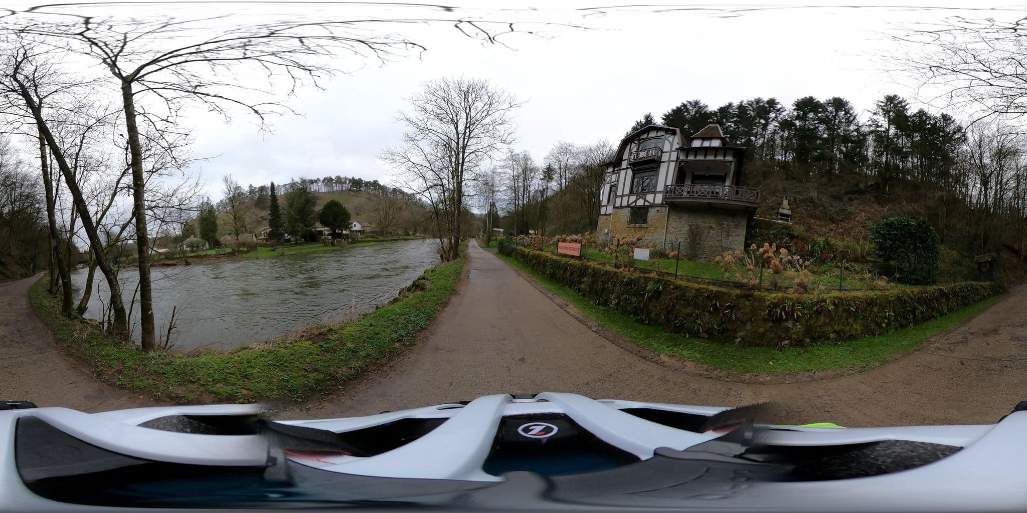 Street view near Maison Fin de Siècle, Bomal — © Mizuna (CC BY-SA · Mapillary)
