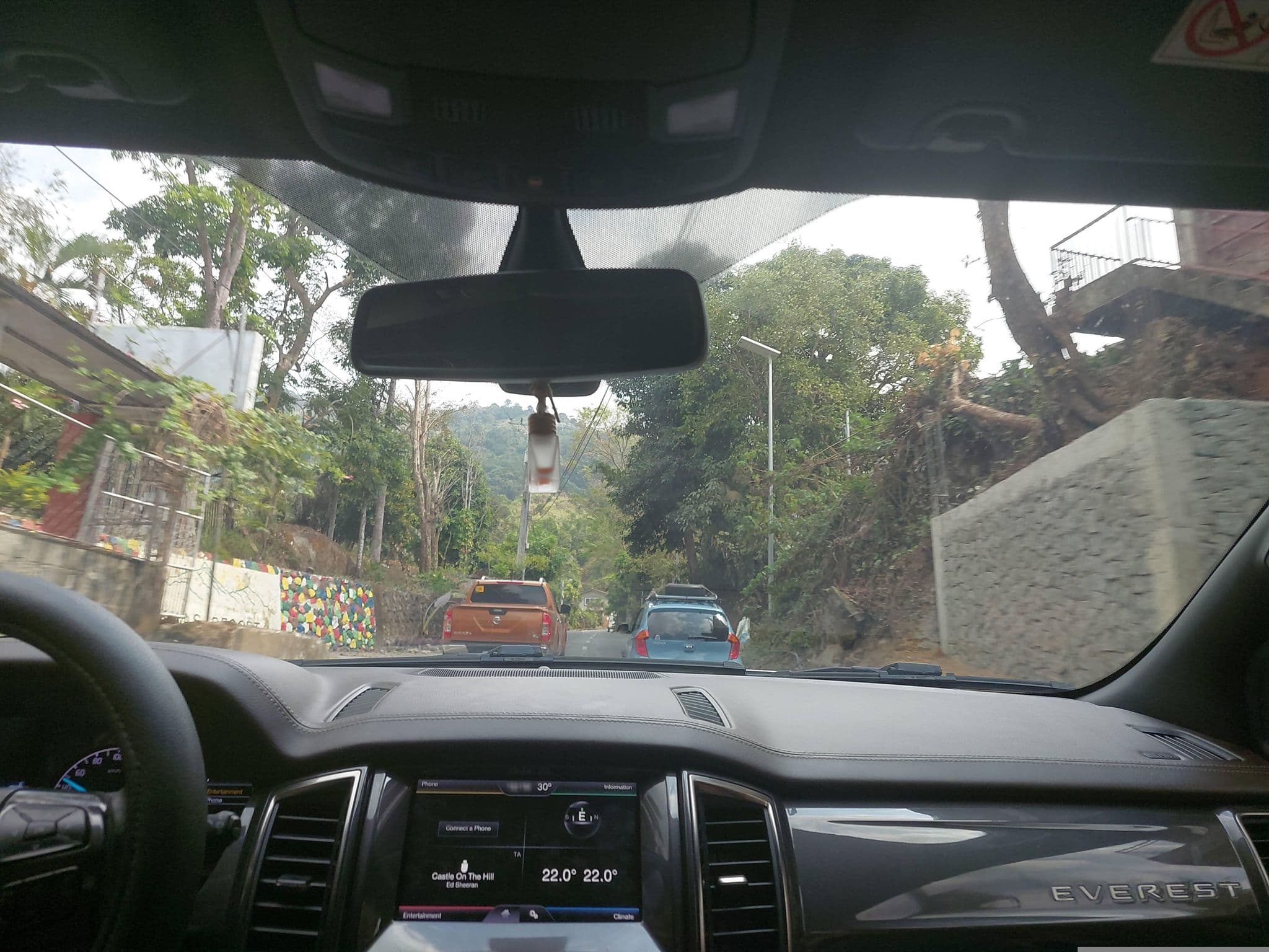 Street view near Kiwas Resort, Bayabas — © Yivan000 (CC BY-SA · Mapillary)