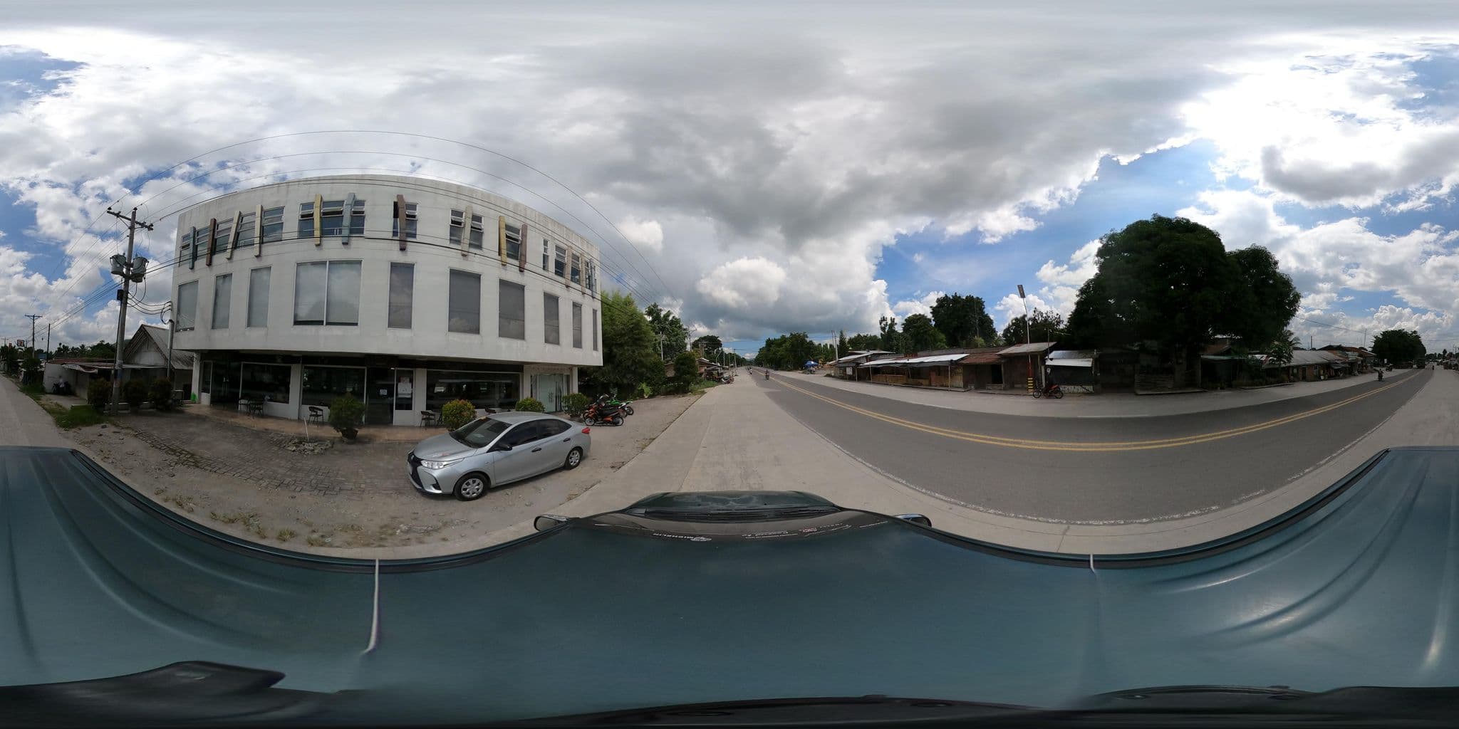 Street view near Crown Jewel, Sinolon — © timmytesseract (CC BY-SA · Mapillary)