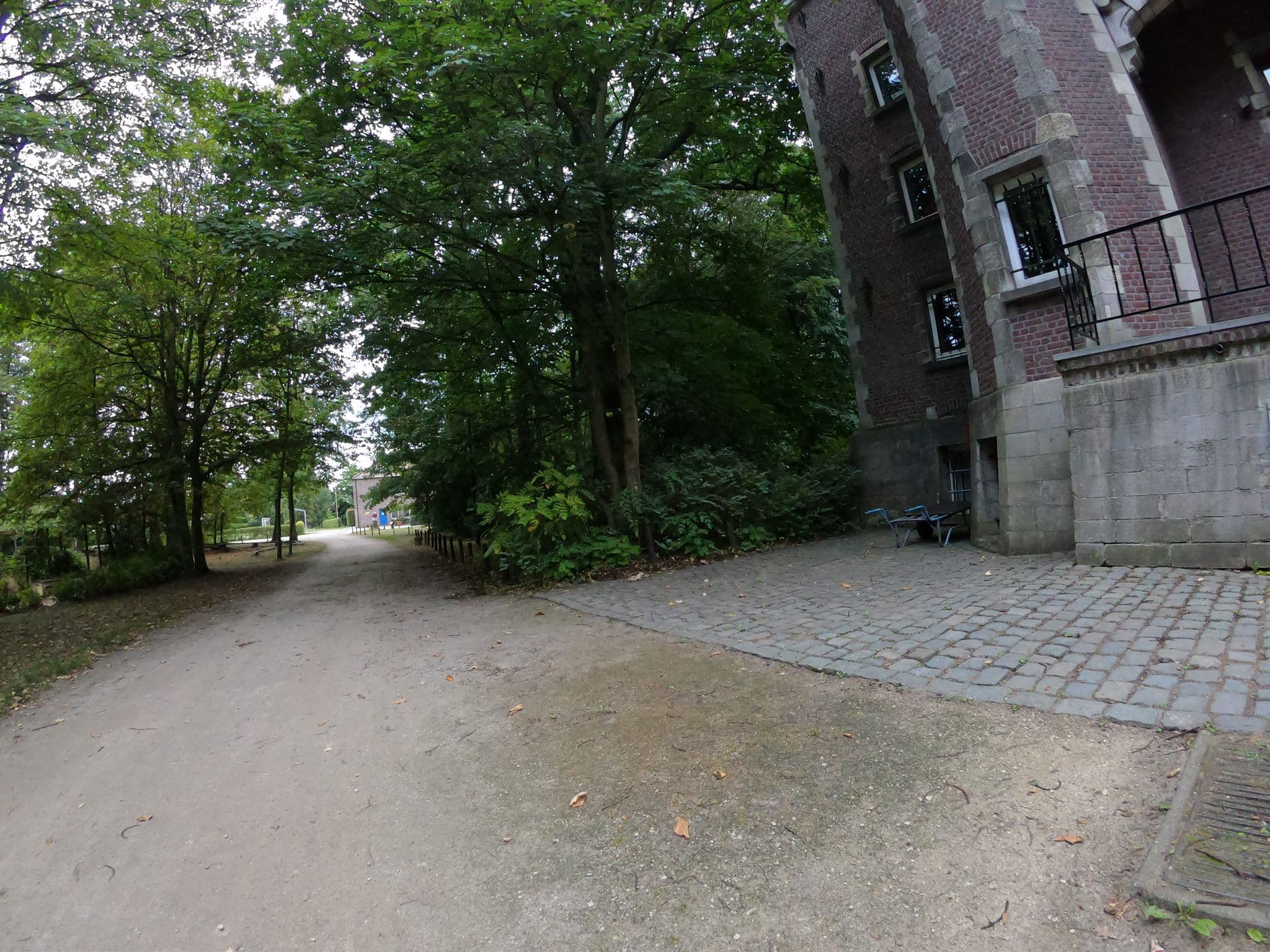 Street view near Ten Berg, Merelbeke — © filipc (CC BY-SA · Mapillary)