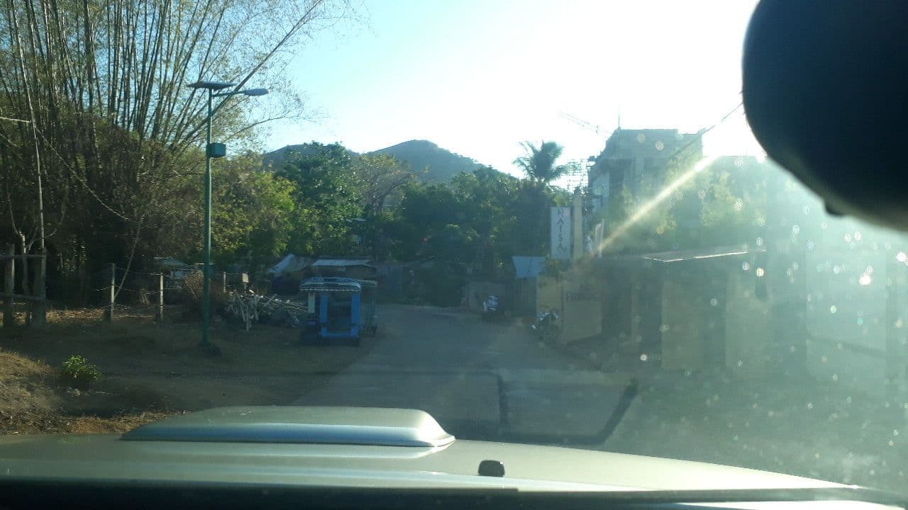 Street view near Haisa Apartments, Coron