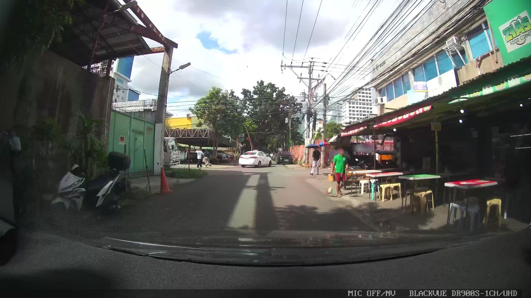 Street view near The Partridge Guesthouse, Cebu City — © Kaart---FRONT (CC BY-SA · Mapillary)