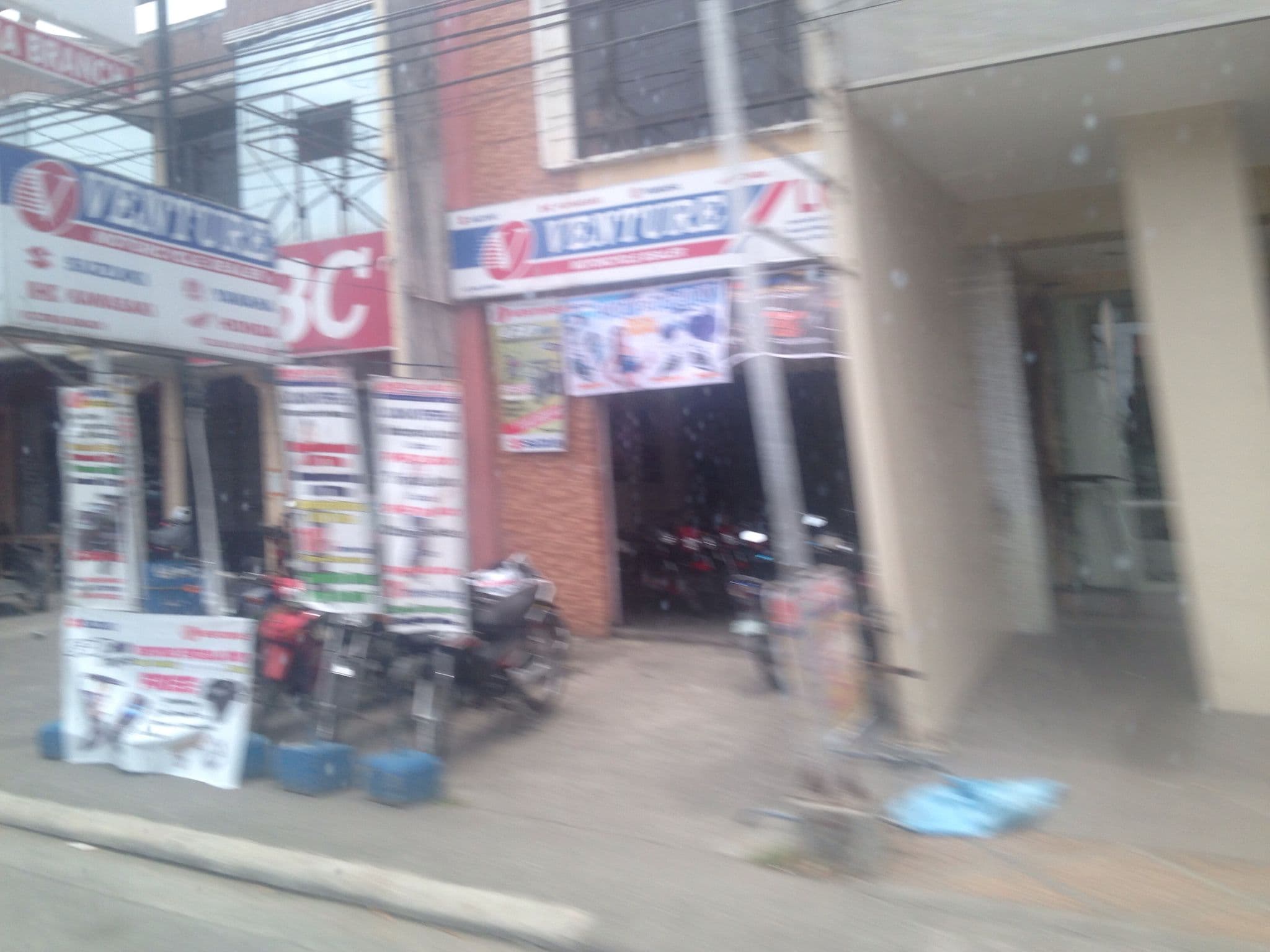 Street view near RIZ Diamond Hotel & Restaurant, Victoria — © ben_supermen (CC BY-SA · Mapillary)