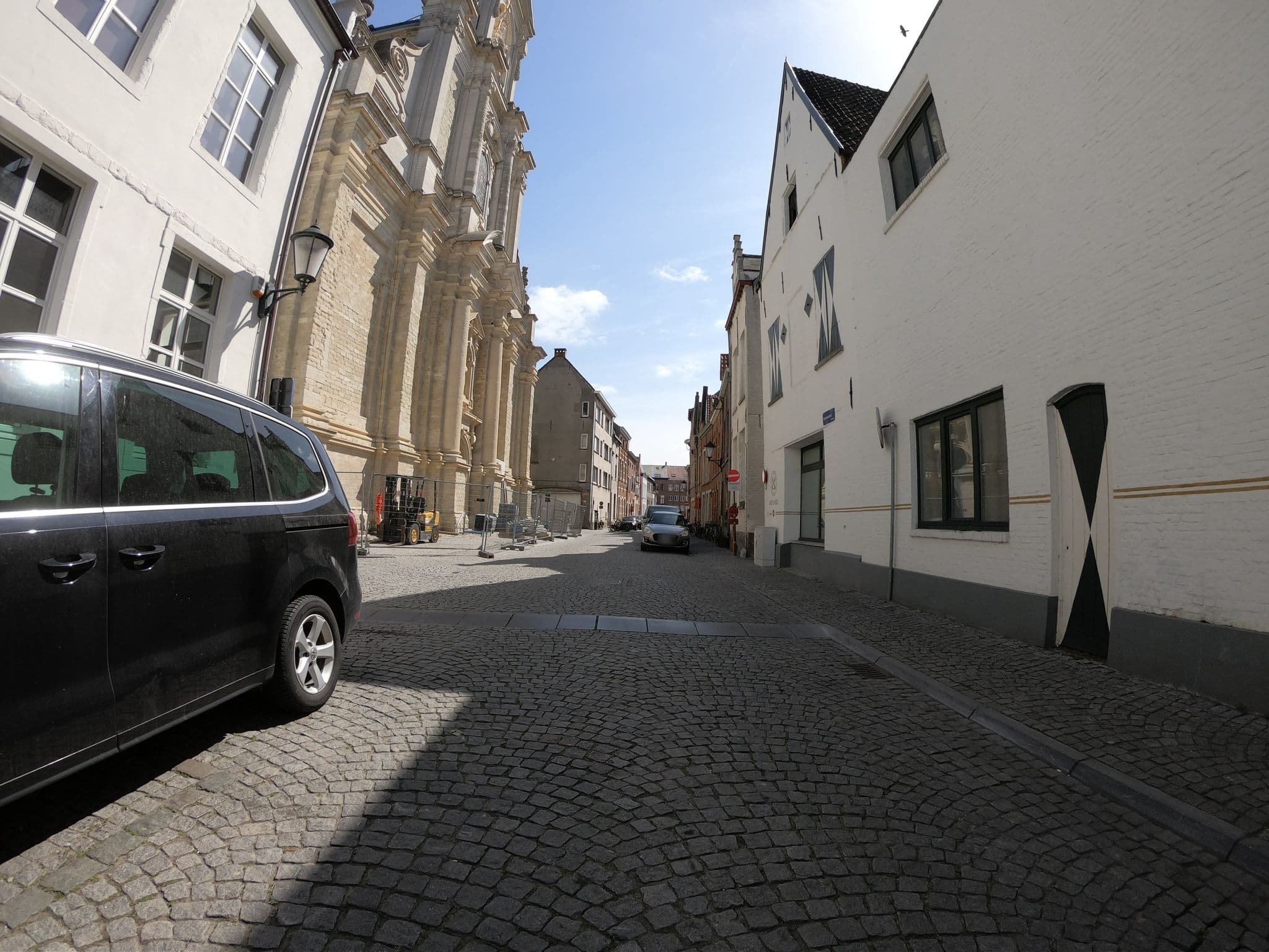 Street view near Hotel Het Anker, Mechelen — © filipc (CC BY-SA · Mapillary)