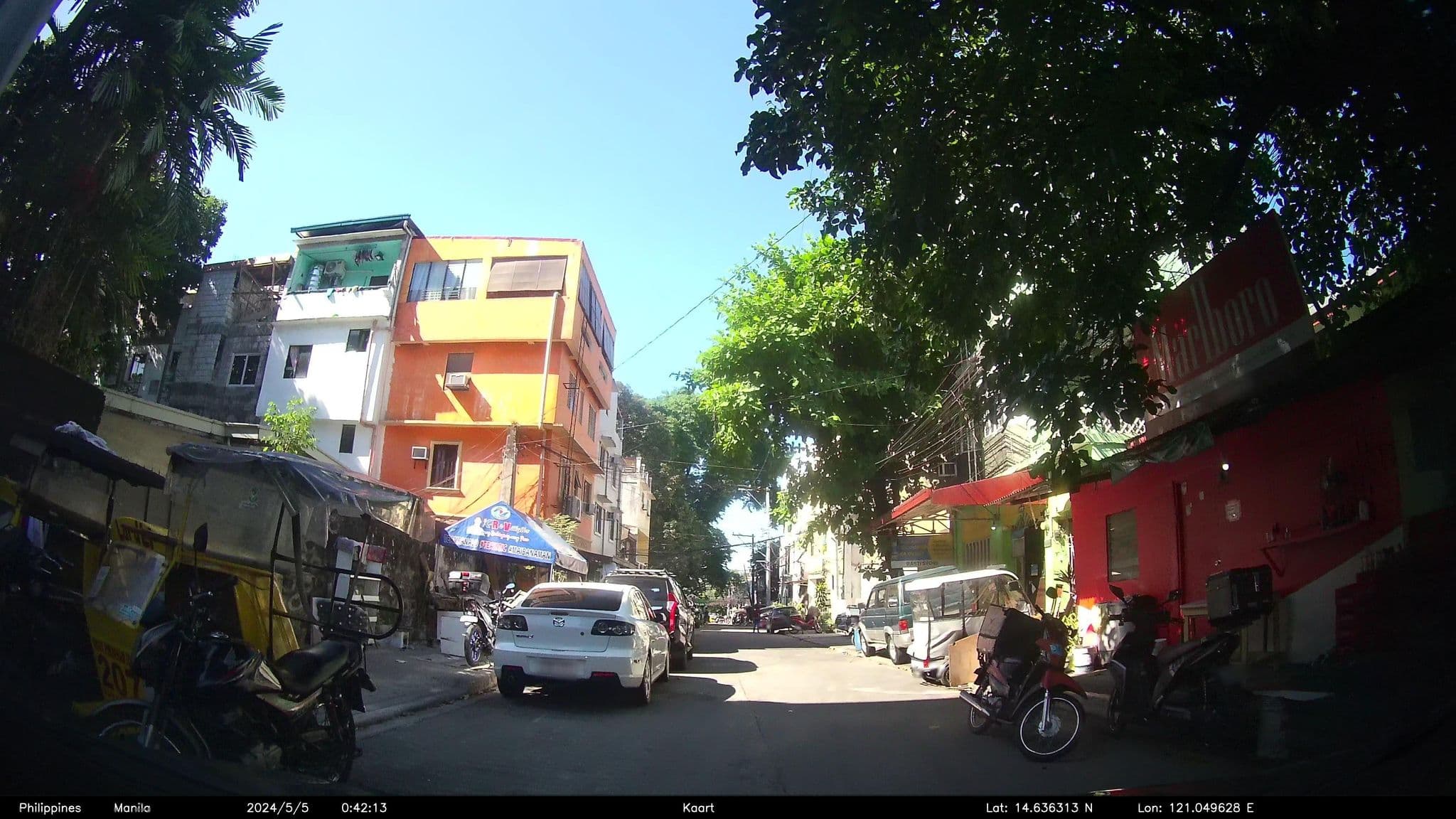 Street view near siena building, Quezon City — © kaartcam (CC BY-SA · Mapillary)
