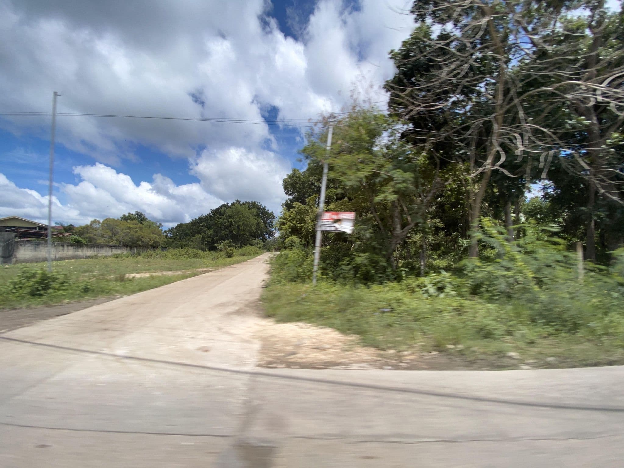 Street view near Queen's Suite Resort, Totolan — © lan6ji2 (CC BY-SA · Mapillary)
