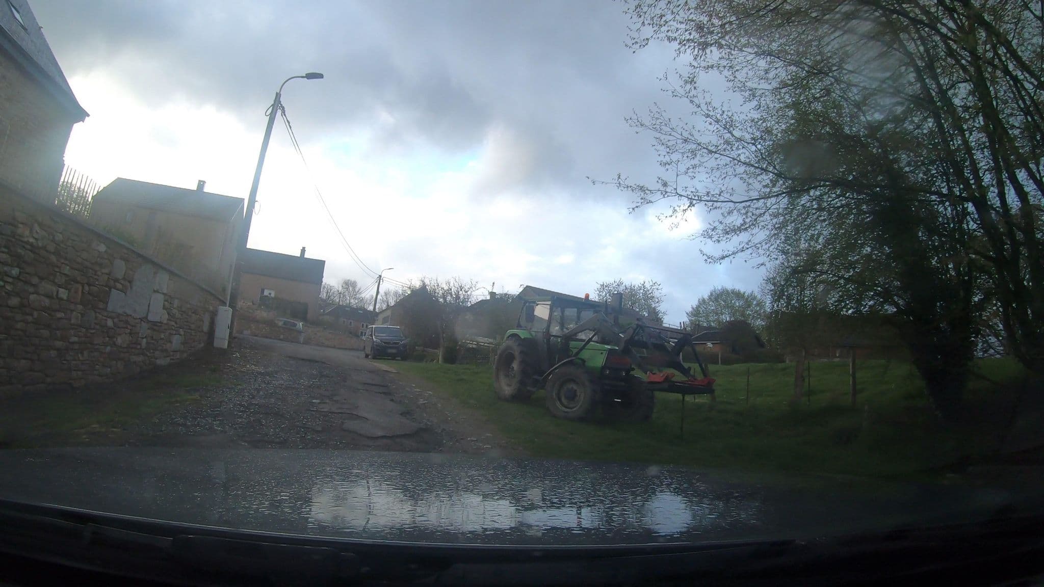 Street view near Gîtes du Chaffour - Le Jardin & La Forêt, La Reid — © vinisa (CC BY-SA · Mapillary)