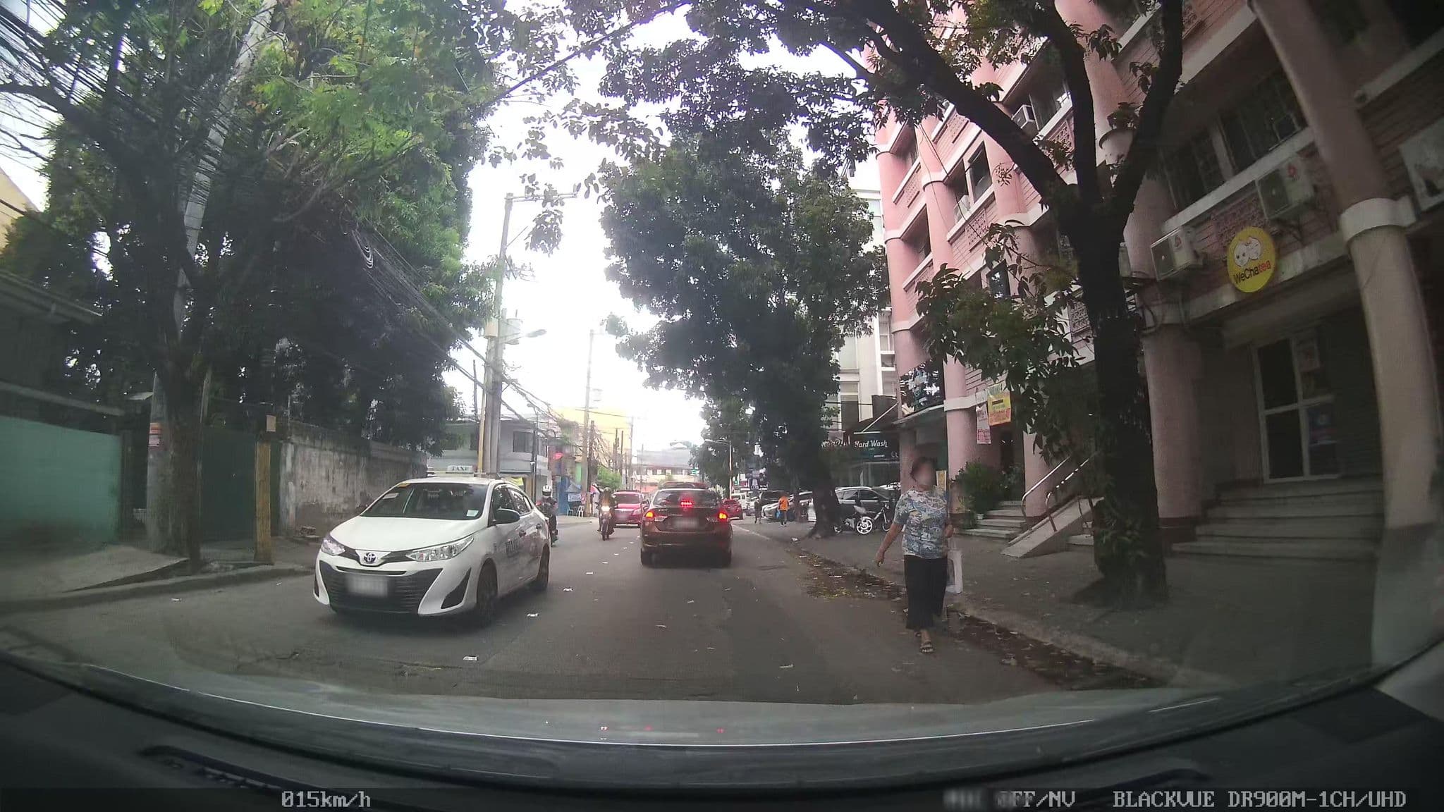 Street view near Maia Suites, Namayan — © kaart_4 (CC BY-SA · Mapillary)