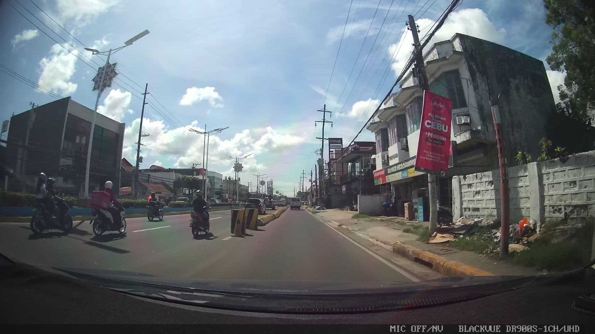 Street view near Rielt maritime, Lapu-Lapu City — © Kaart---FRONT (CC BY-SA · Mapillary)