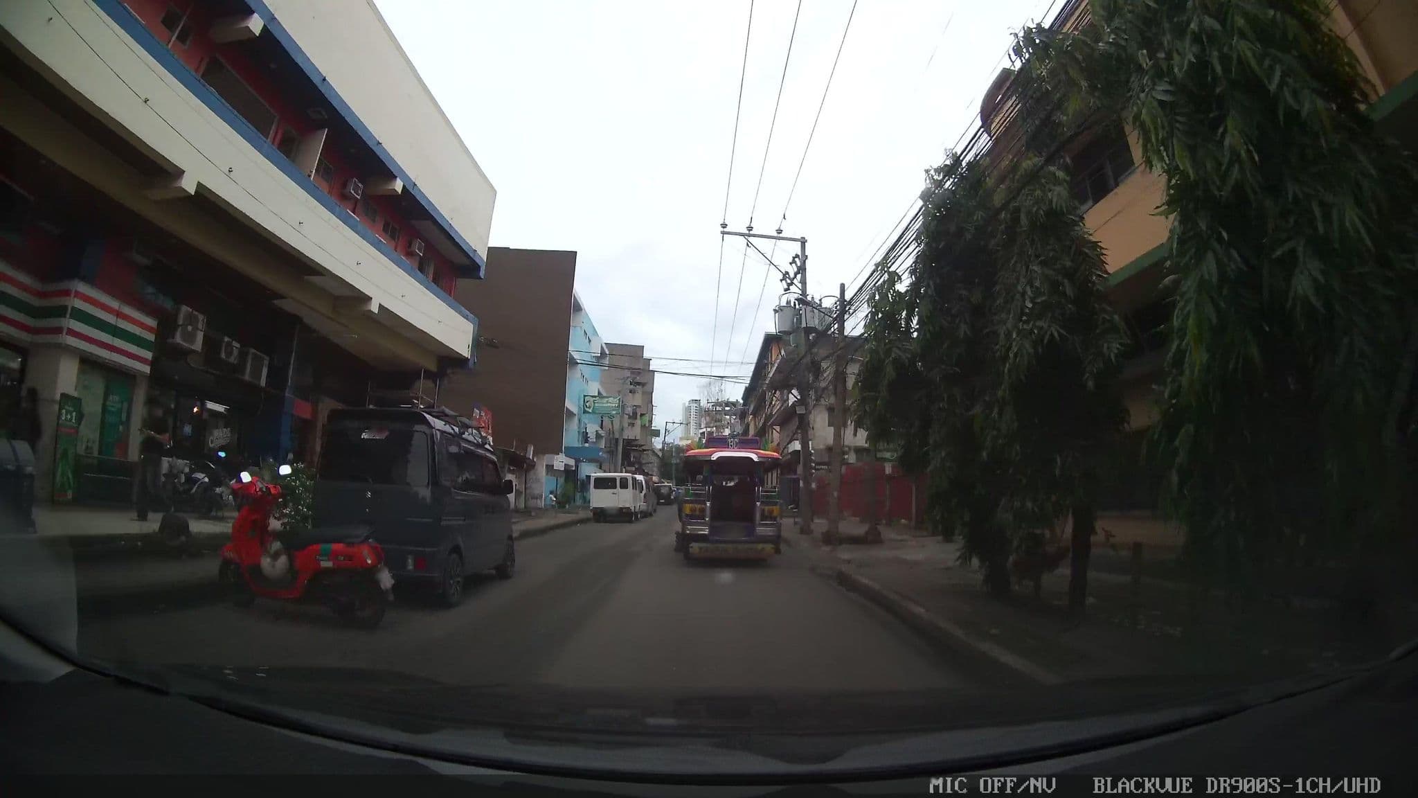 Street view near U.S.D.A. Dormitory Hotel, Adlaon — © Kaart---FRONT (CC BY-SA · Mapillary)