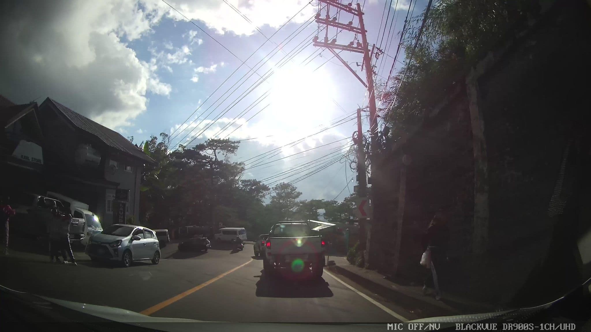Street view near Sentosa, Tuding — © Kaart---FRONT (CC BY-SA · Mapillary)