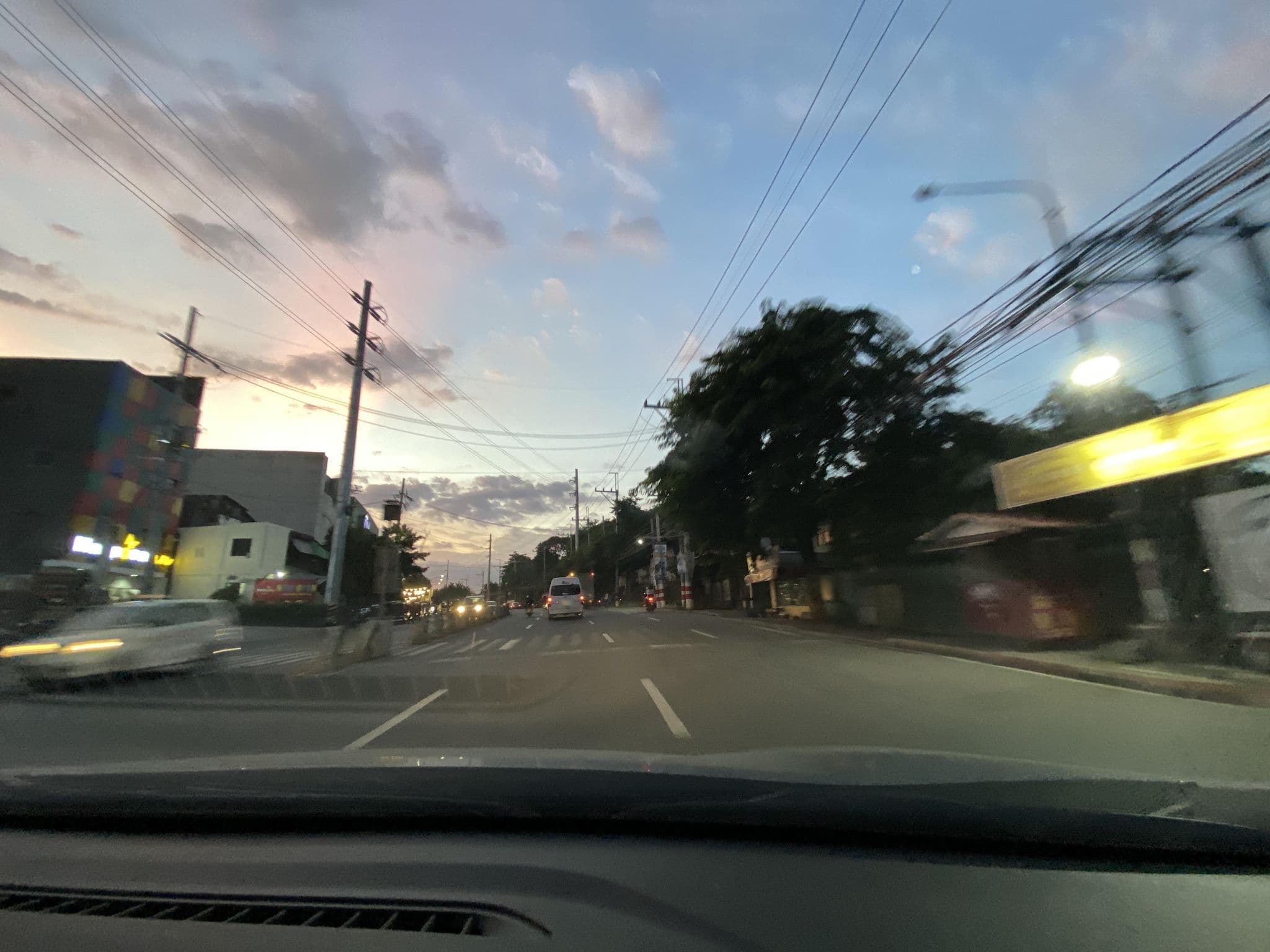 Street view near Mango Tree Hotel, Angono — © Kaart_Local (CC BY-SA · Mapillary)