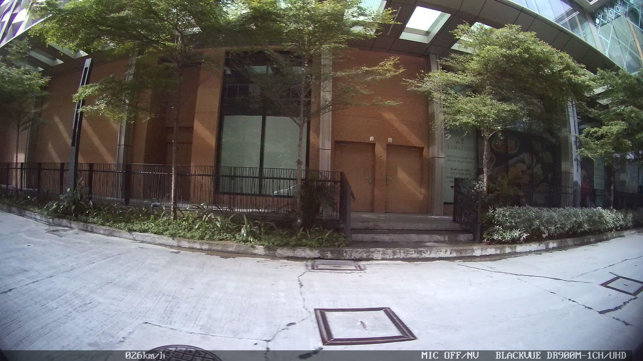 Street view near Hotel Okura Manila, Pasay — © kaart_4 (CC BY-SA · Mapillary)