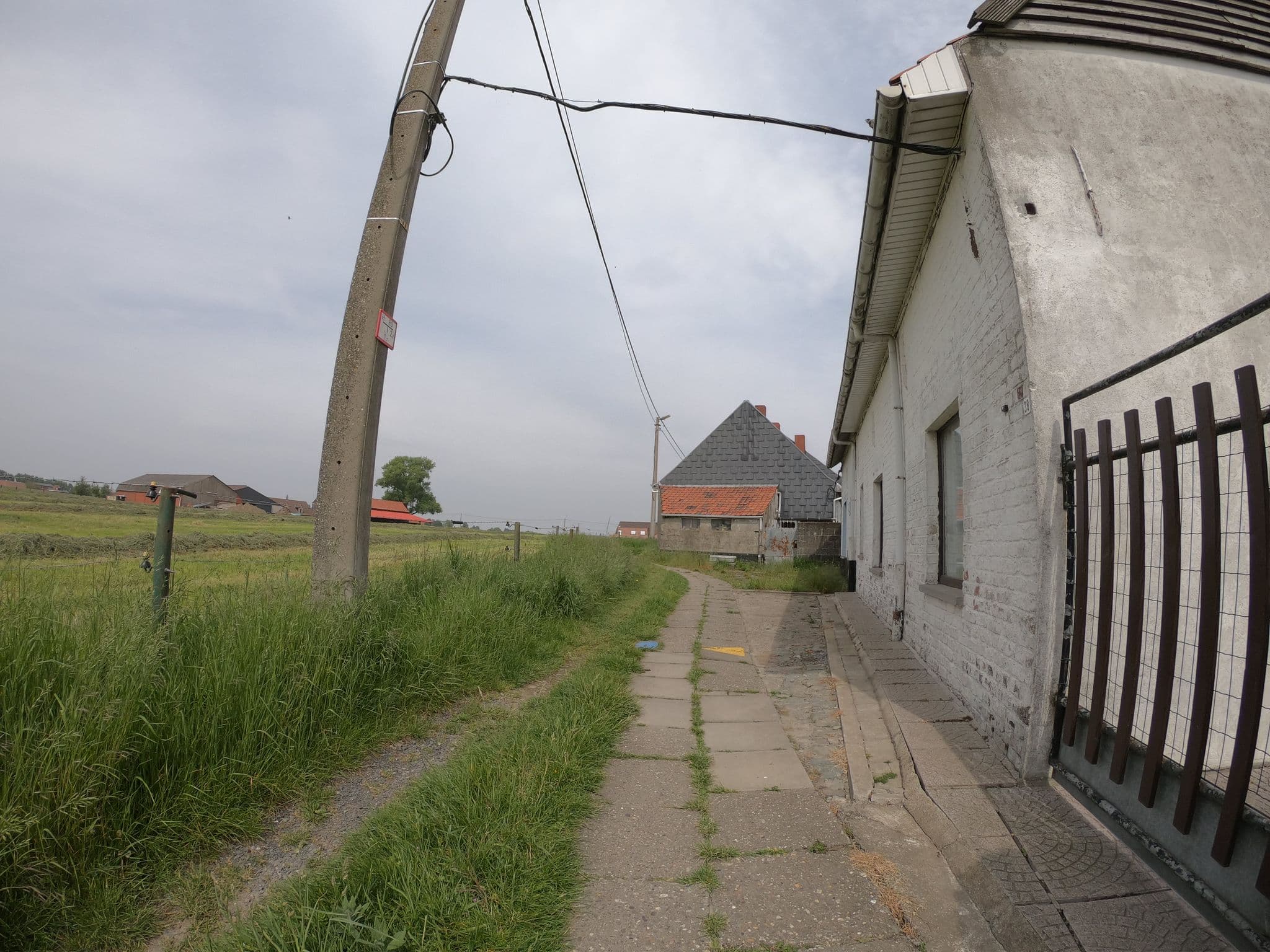 Street view near Het Preshoekhuis, Lauwe — © jakka (CC BY-SA · Mapillary)
