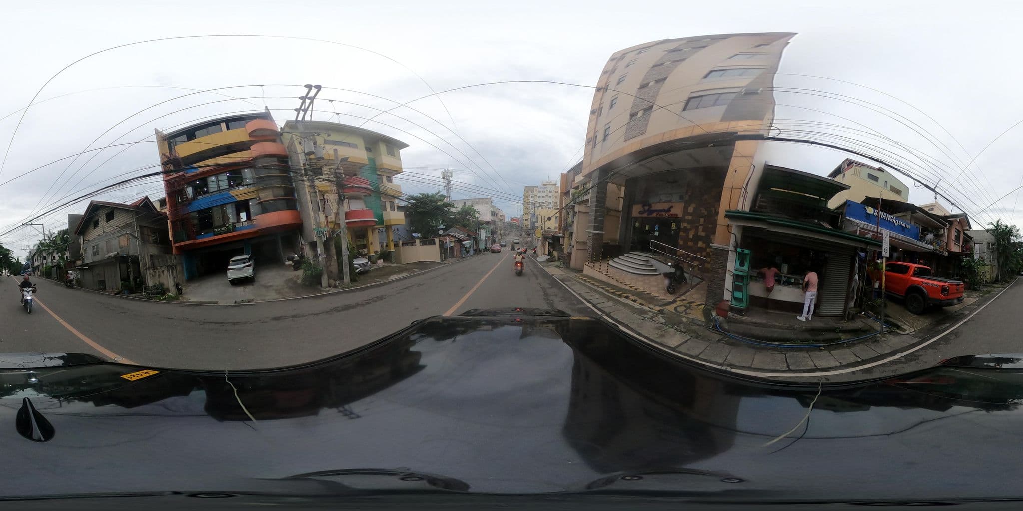 Street view near Skypark Pensionne, Adlaon — © Kaart---360 (CC BY-SA · Mapillary)