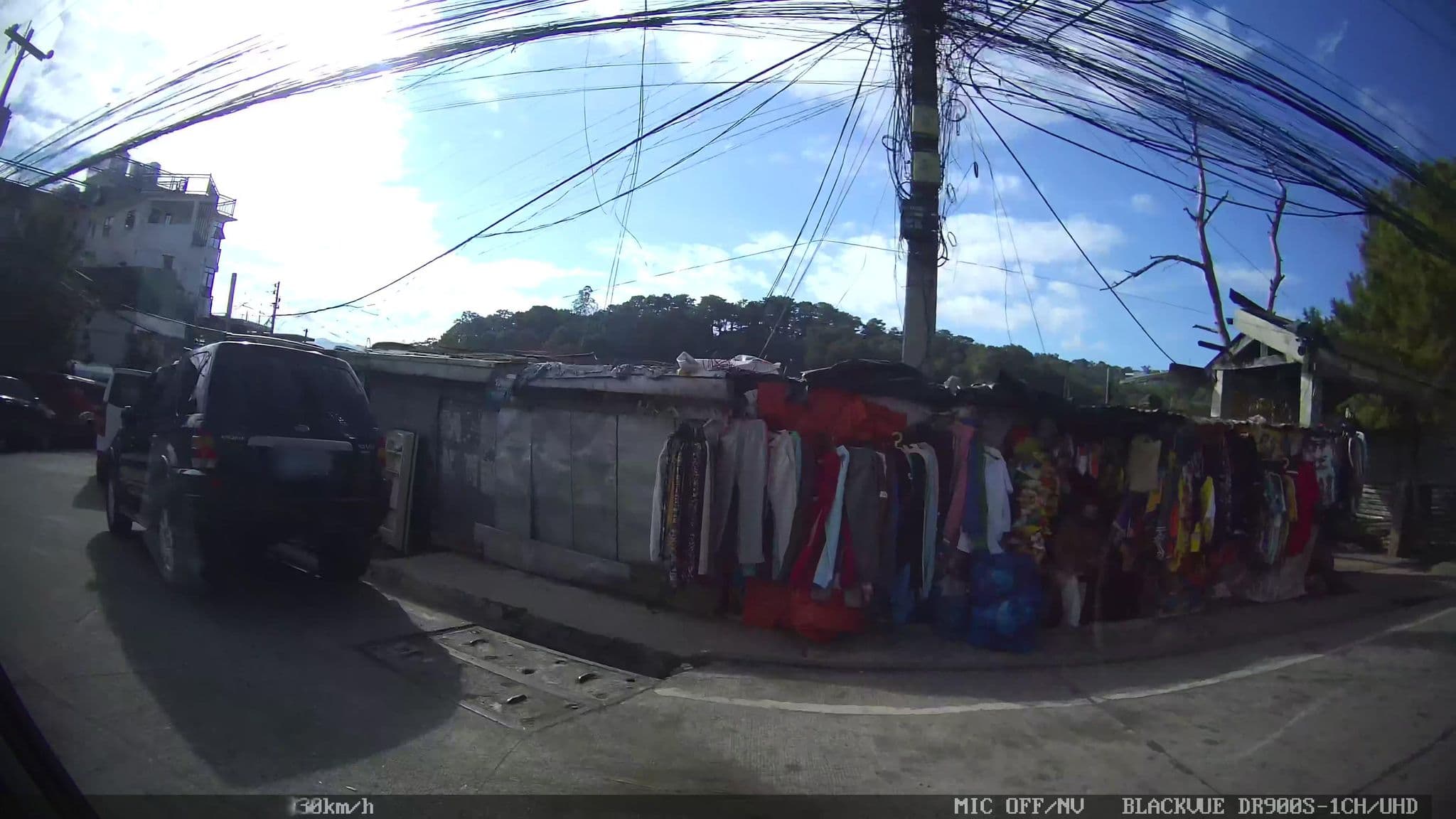 Street view near Trail Bedz Homestay, Tuding — © Kaart---RIGHT (CC BY-SA · Mapillary)