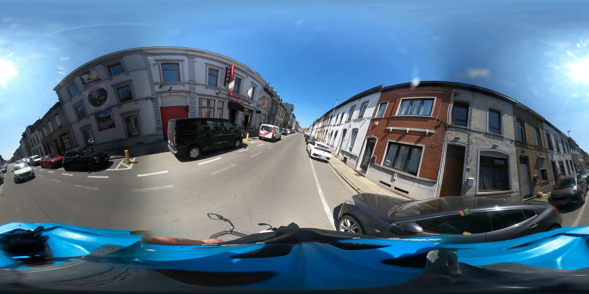 Street view near Le Belle-Vue, La Louvière — © padididejurbise (CC BY-SA · Mapillary)