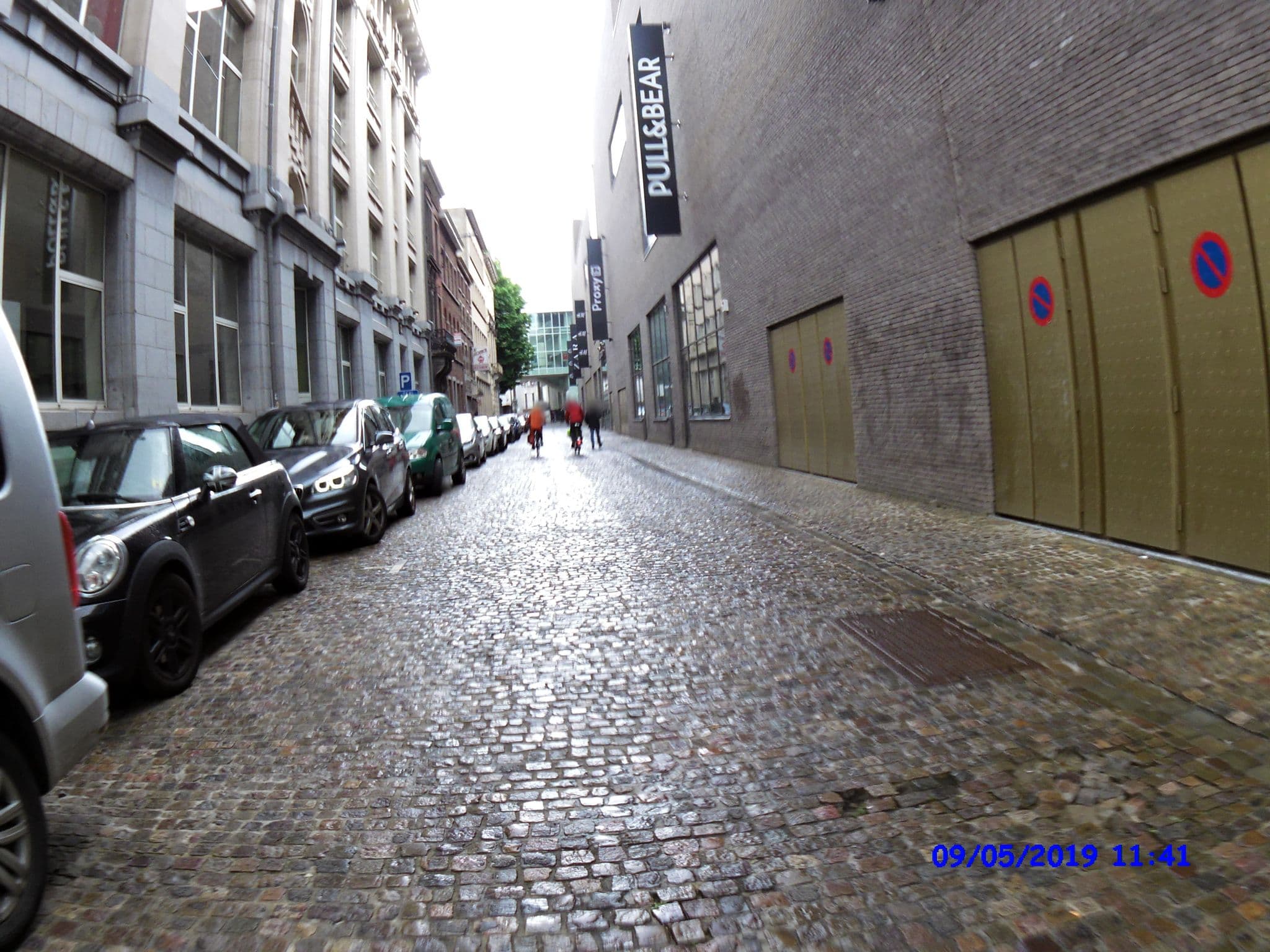 Street view near Novotel Charleroi Centre, Charleroi — © thierry1030 (CC BY-SA · Mapillary)