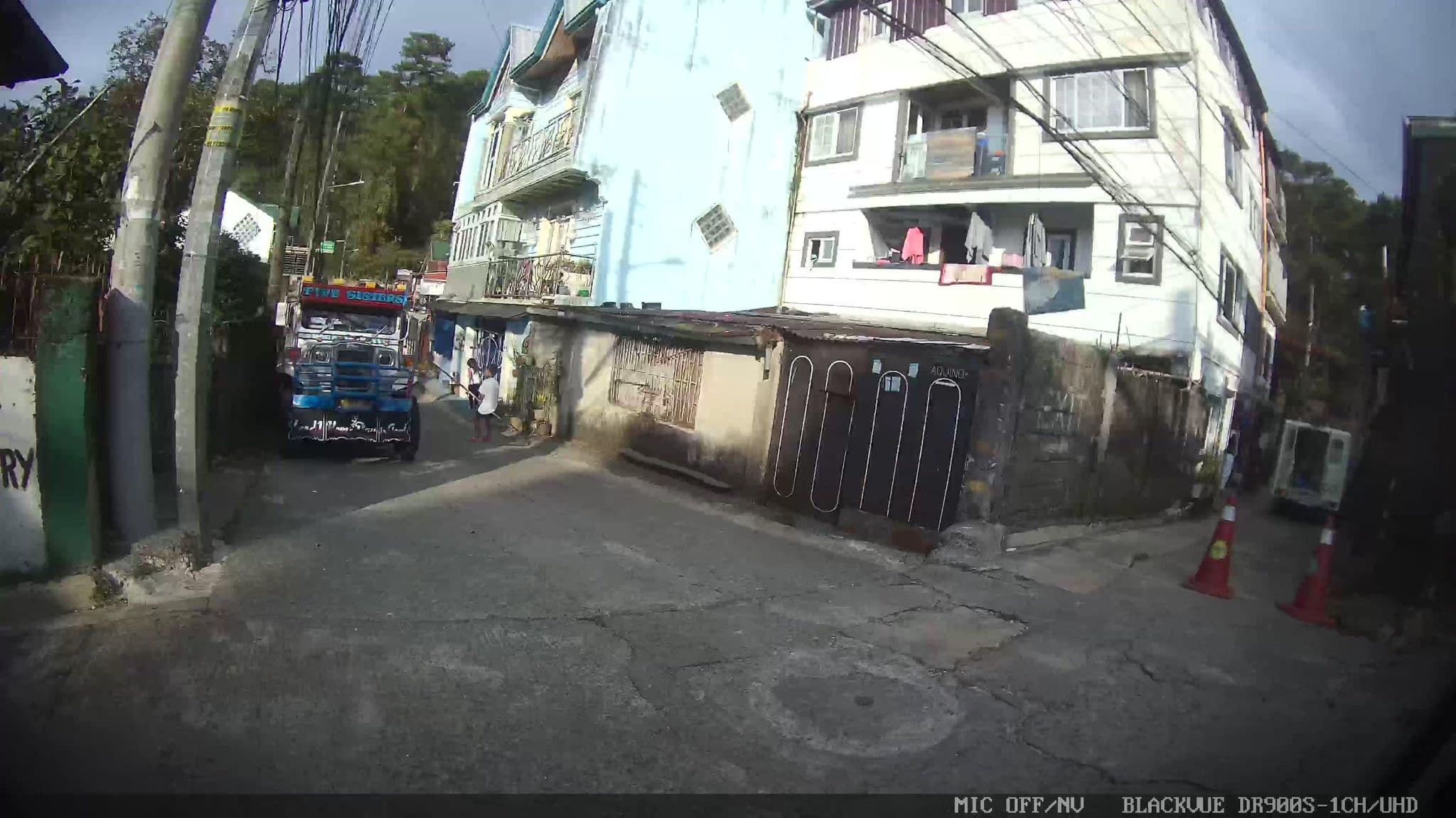 Street view near De Cozy Place, Baguio