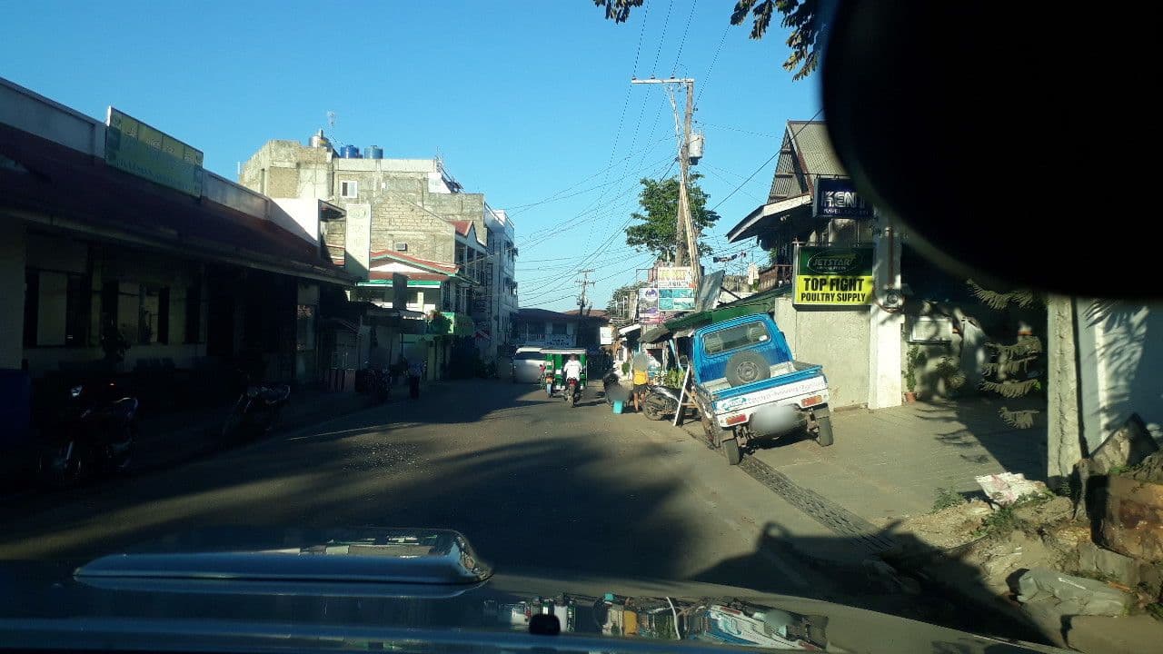 Street view near Islanders Inn, Coron