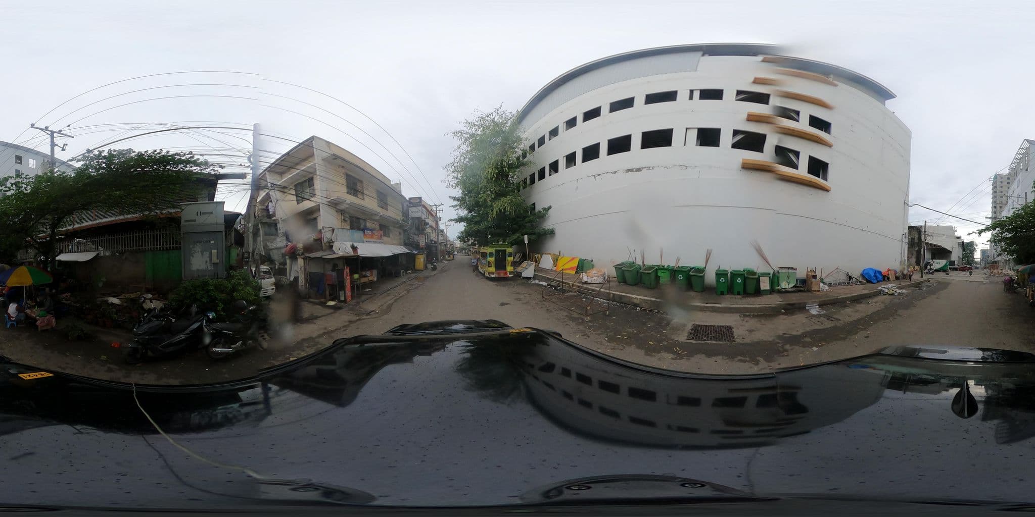 Street view near Happy Nest Hostel, Adlaon — © Kaart---360 (CC BY-SA · Mapillary)