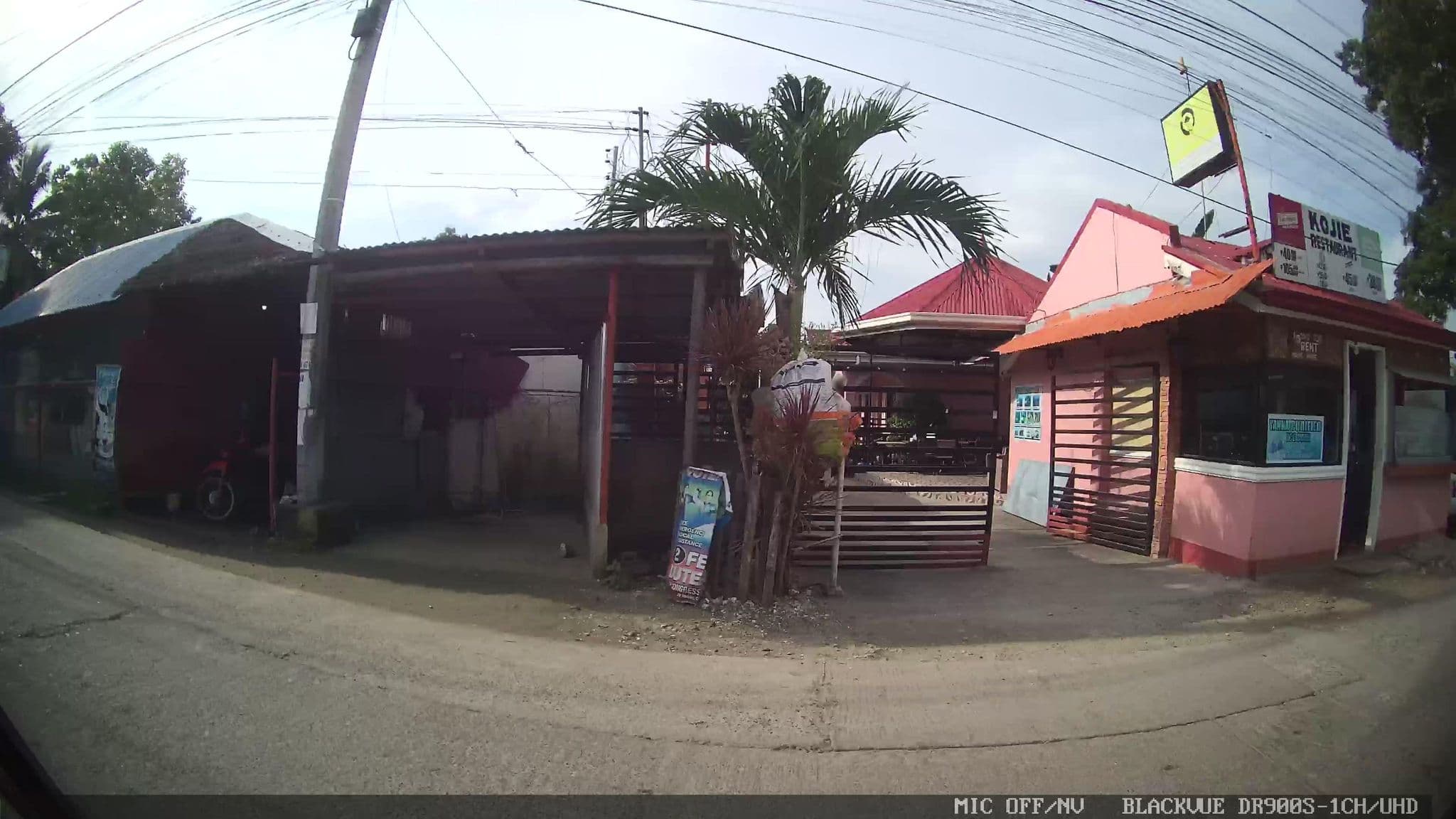 Street view near RedDoorz, Basdiot — © Kaart---LEFT (CC BY-SA · Mapillary)