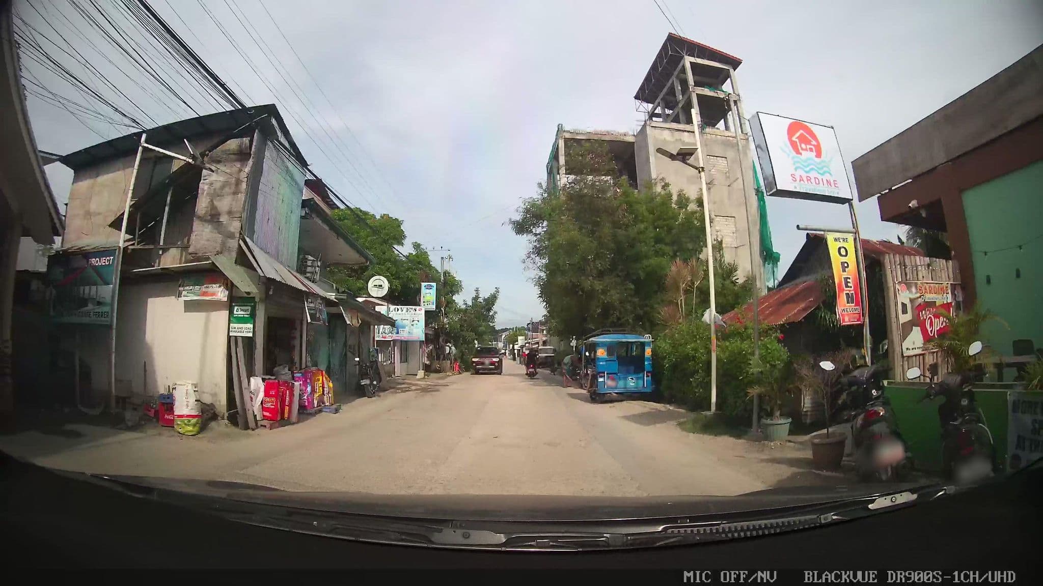Street view near Speed 8 Inn, Basdiot — © Kaart---FRONT (CC BY-SA · Mapillary)