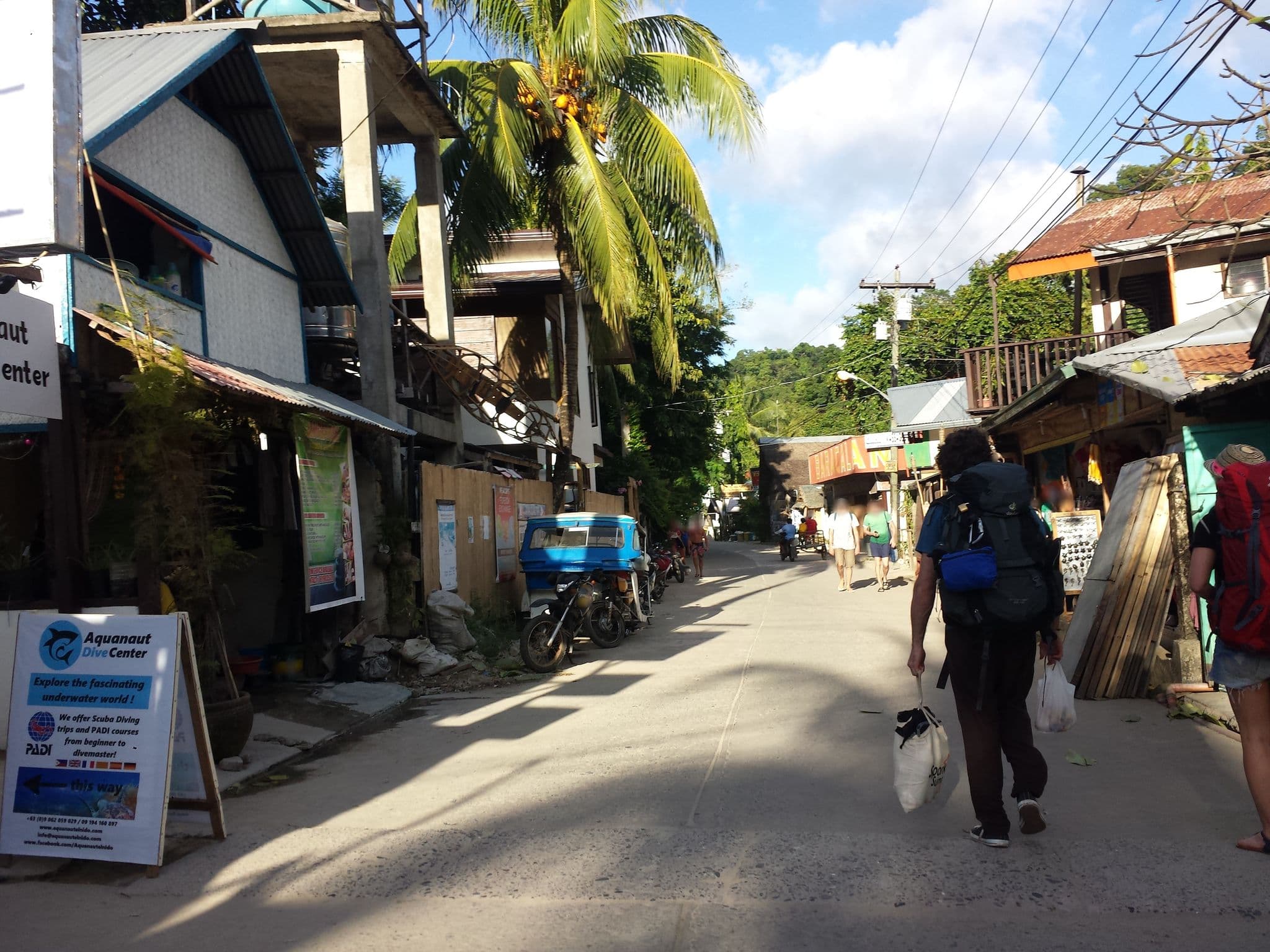 Street view near Frendz, El Nido — © mrtmrt (CC BY-SA · Mapillary)