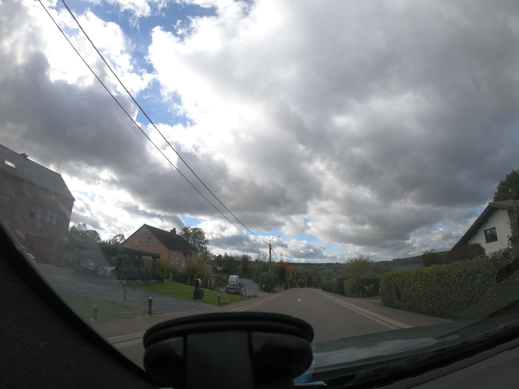 Street view near Aux Capucines, La Reid — © vinisa (CC BY-SA · Mapillary)