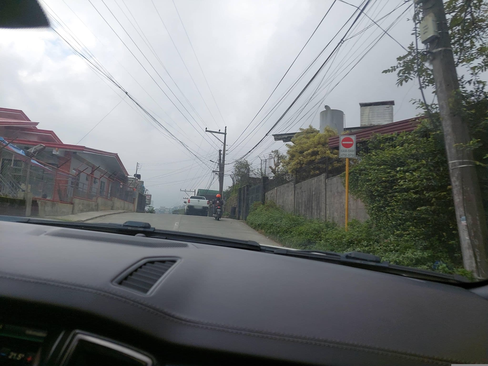 Street view near Nardi-Mar, Baguio