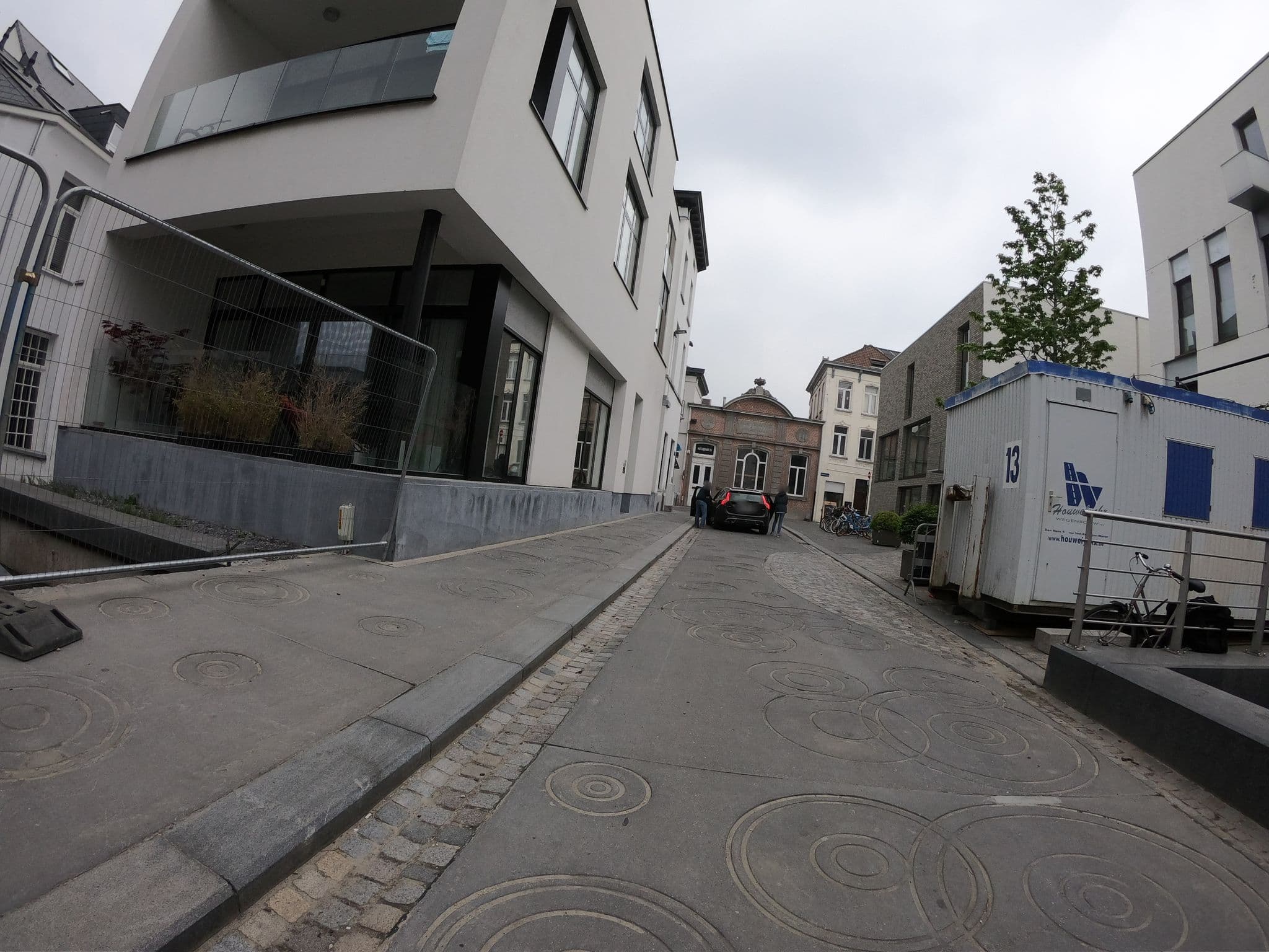 Street view near Vixx, Mechelen — © filipc (CC BY-SA · Mapillary)
