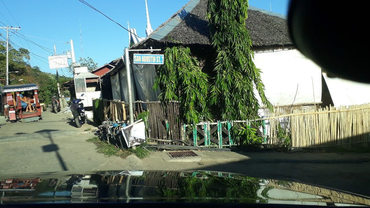 Street view near Ghiellaniqa Inn, Coron