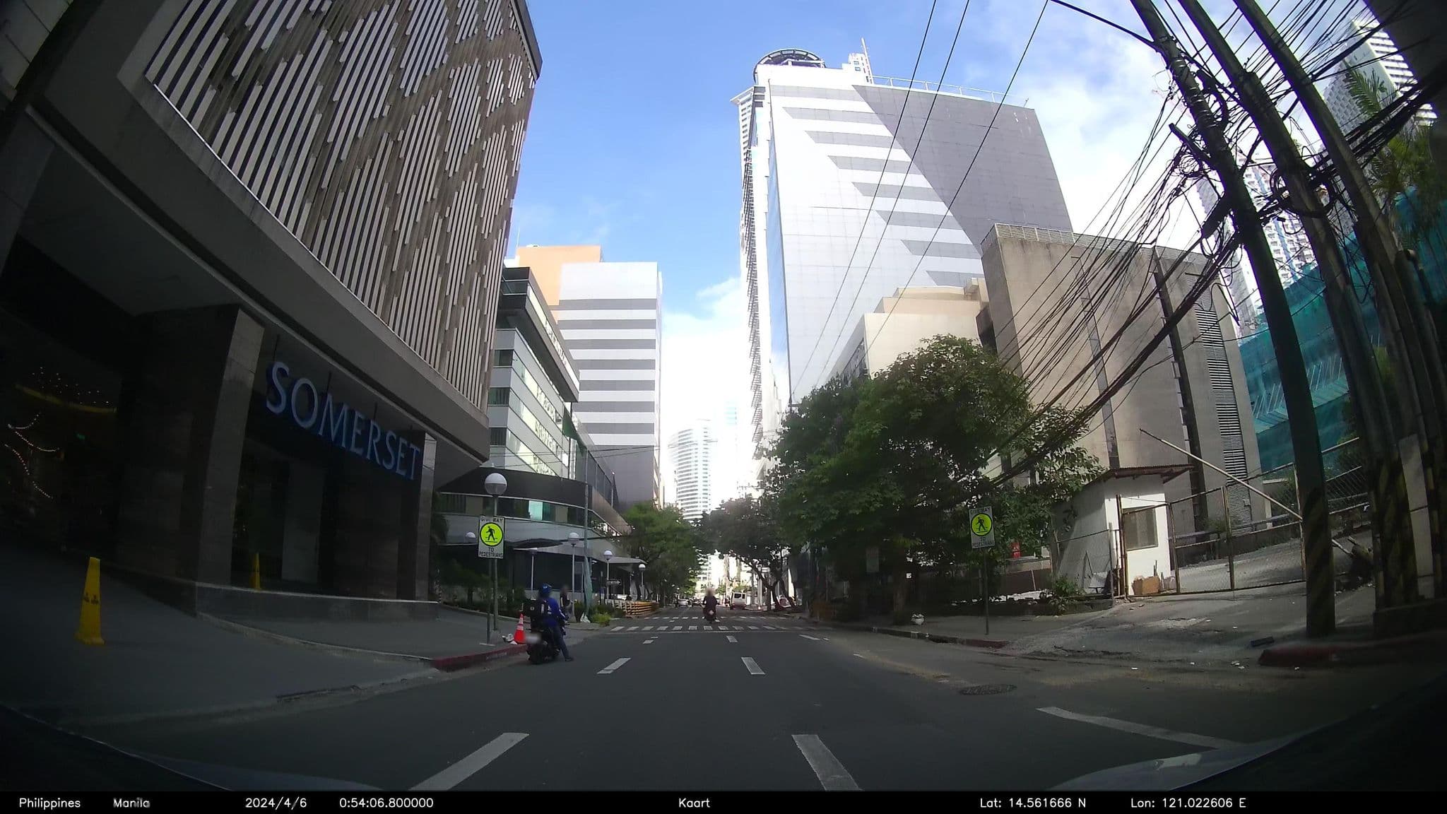 Street view near Somerset Central Salcedo, Bel Air — © kaart_3 (CC BY-SA · Mapillary)