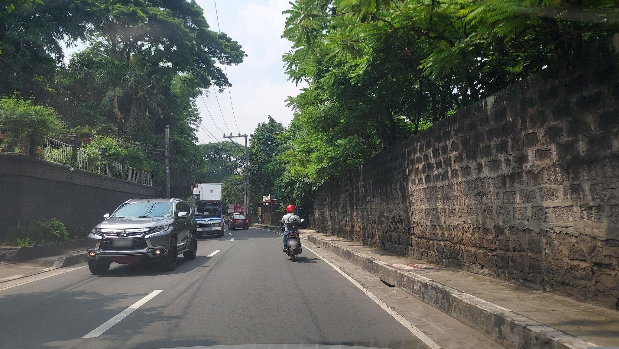 Street view near Log Inn, Cainta — © ralleon (CC BY-SA · Mapillary)