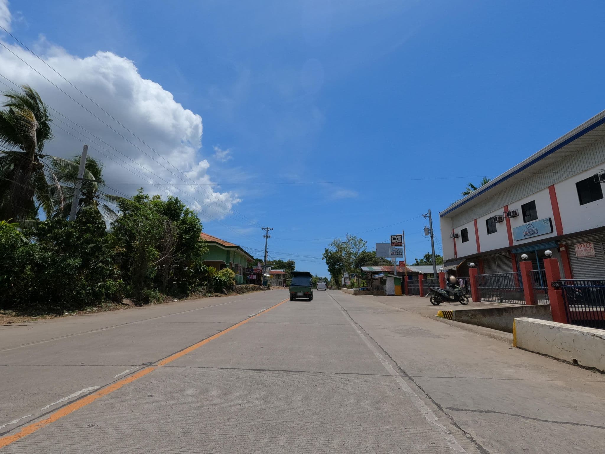 Street view near D&G Guest House Sibukaw, Tabalong — © GOwin (CC BY-SA · Mapillary)