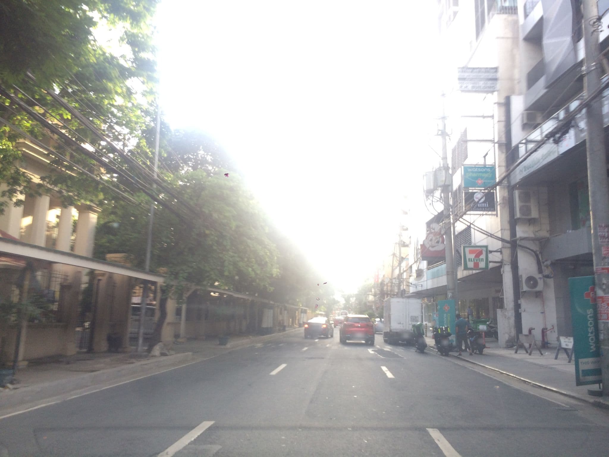 Street view near Rosh Hotel, Paco — © dany917 (CC BY-SA · Mapillary)