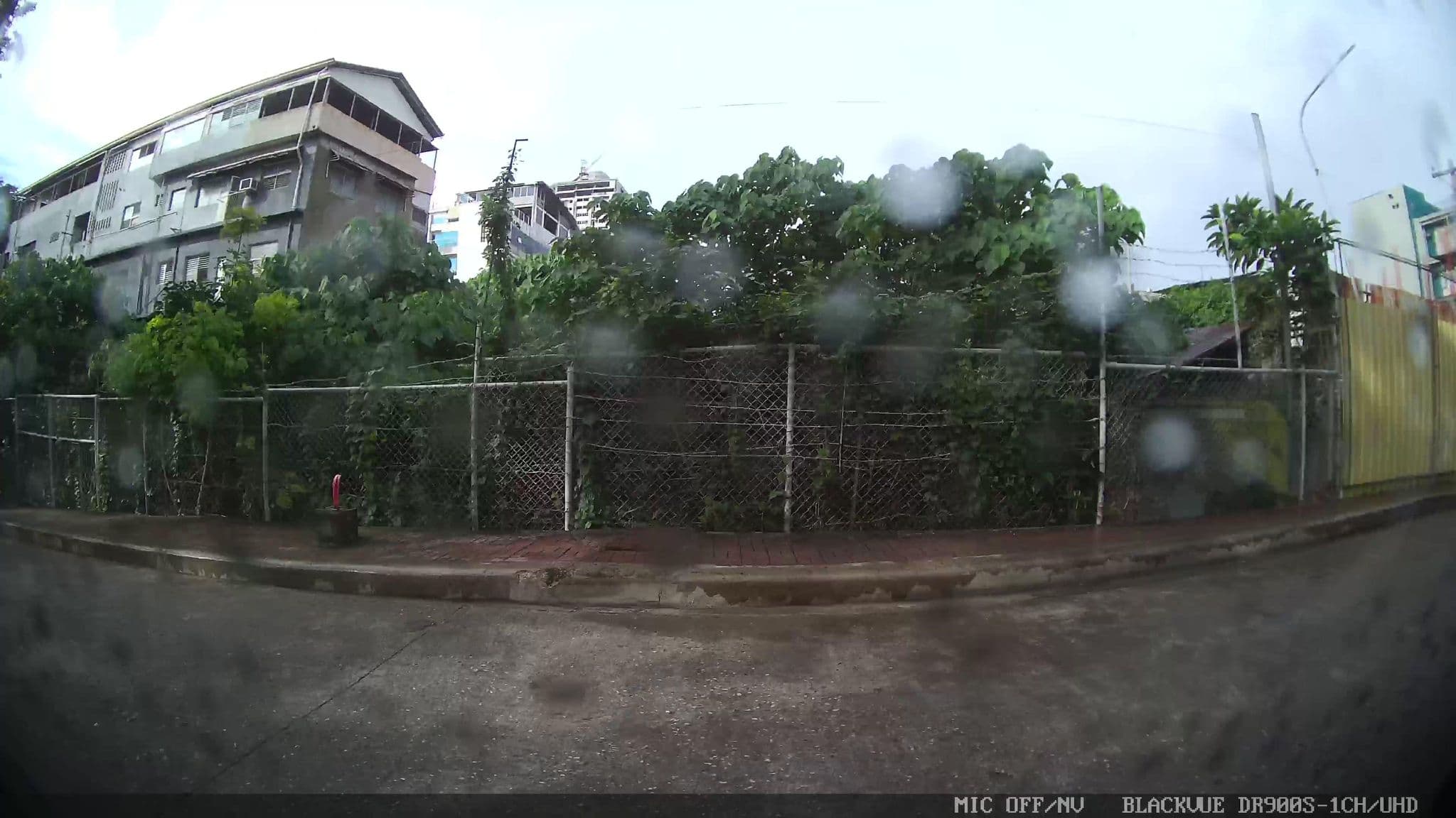 Street view near Lyf Hotel, Cebu City — © Kaart---LEFT (CC BY-SA · Mapillary)