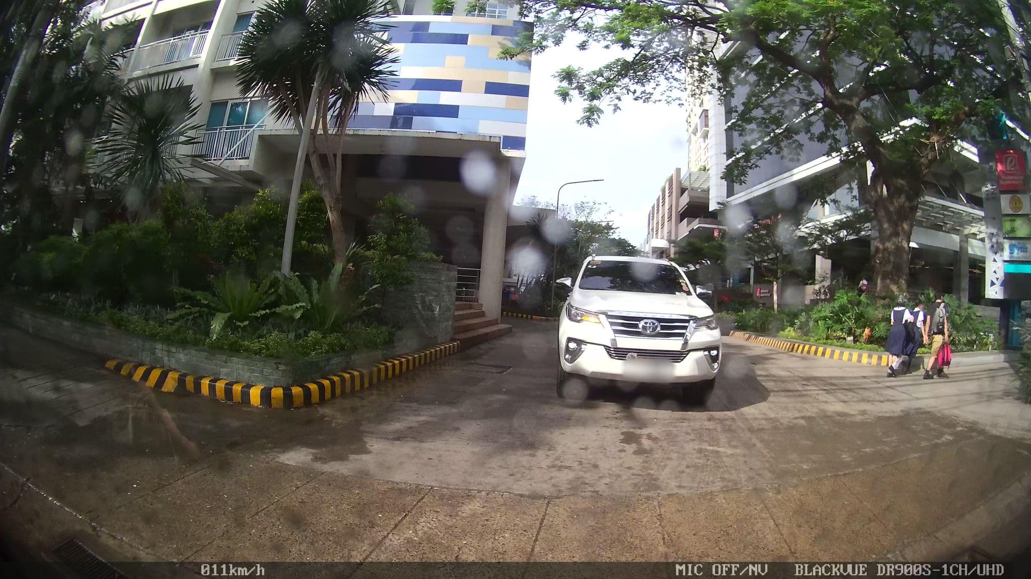 Street view near Base Line Residences, Cebu City — © Kaart---RIGHT (CC BY-SA · Mapillary)