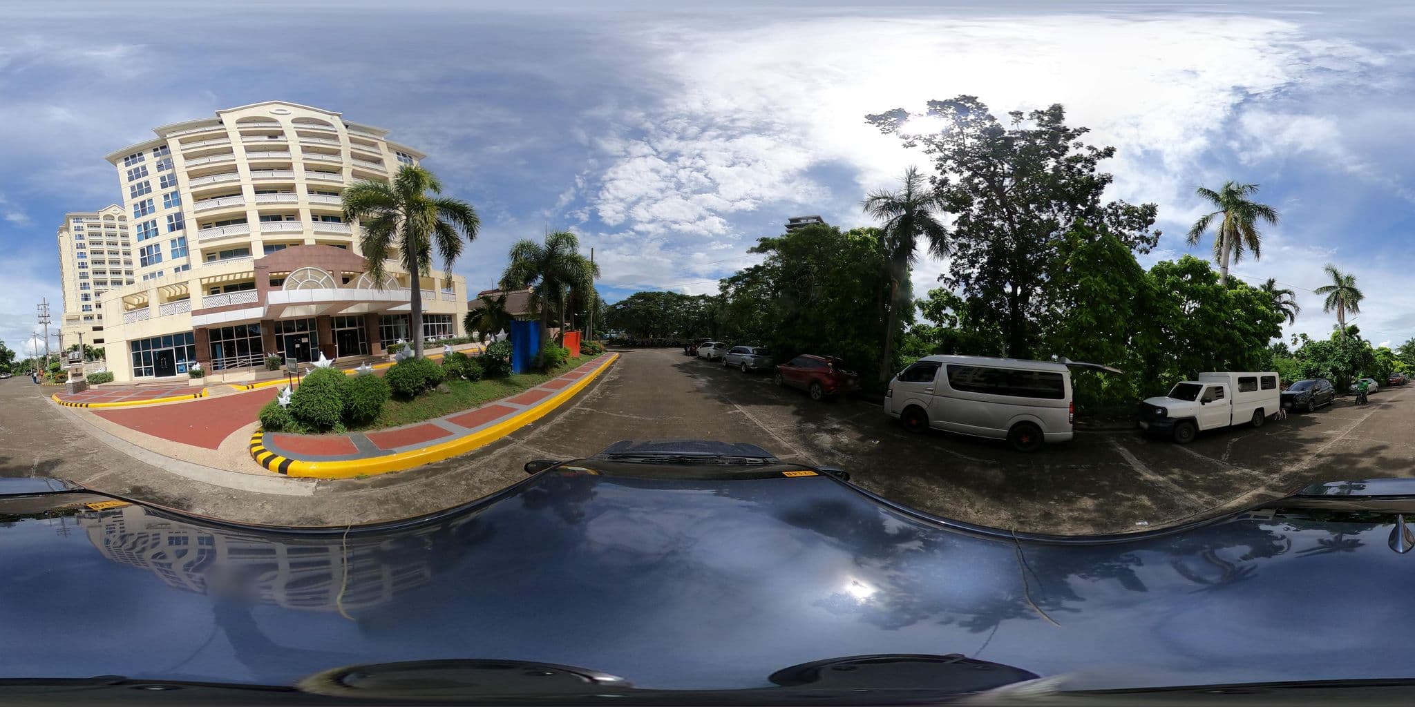 Street view near Soto Grande Hotel & Resort, Lapu-Lapu City — © Kaart---360 (CC BY-SA · Mapillary)