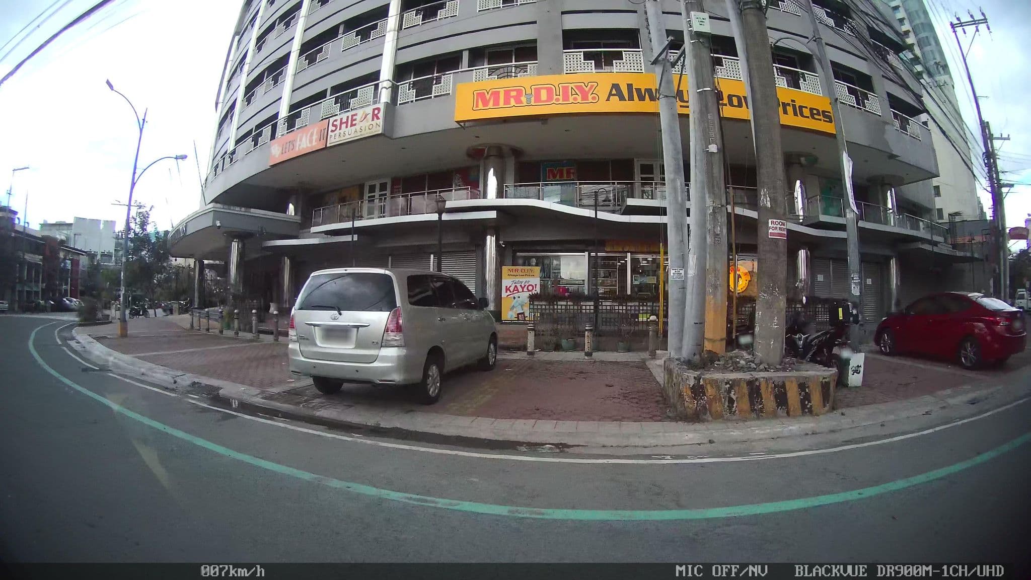 Street view near Imperial Palace Suites, Bungad — © kaart_4 (CC BY-SA · Mapillary)