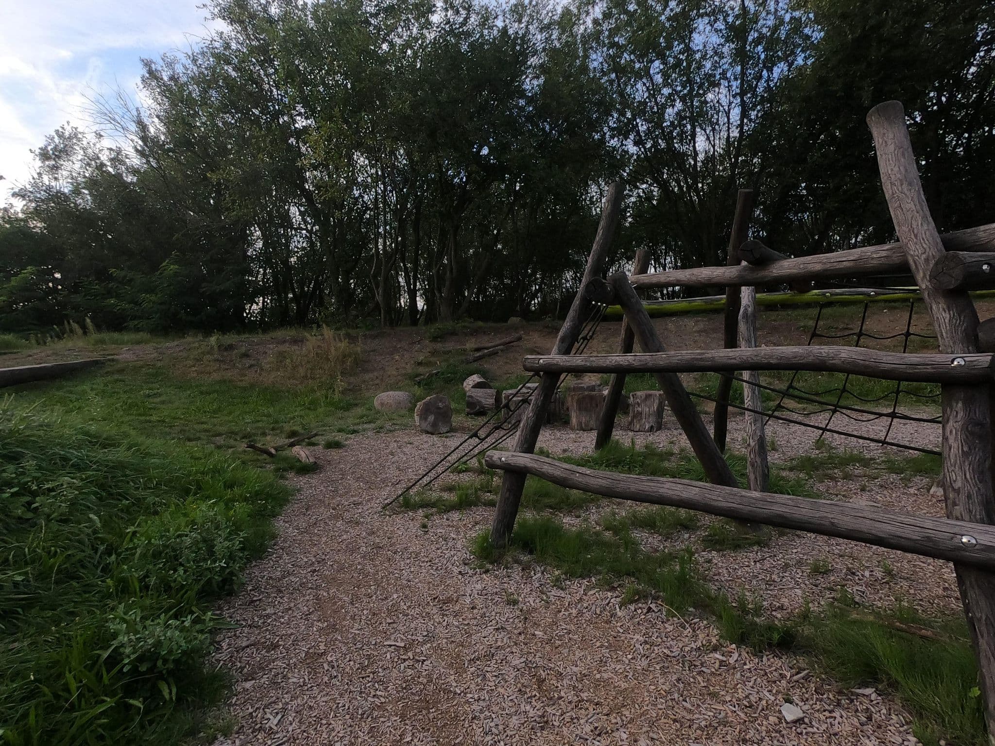 Street view near Paalkamperen Terhills, Eisden — © thierry1030 (CC BY-SA · Mapillary)