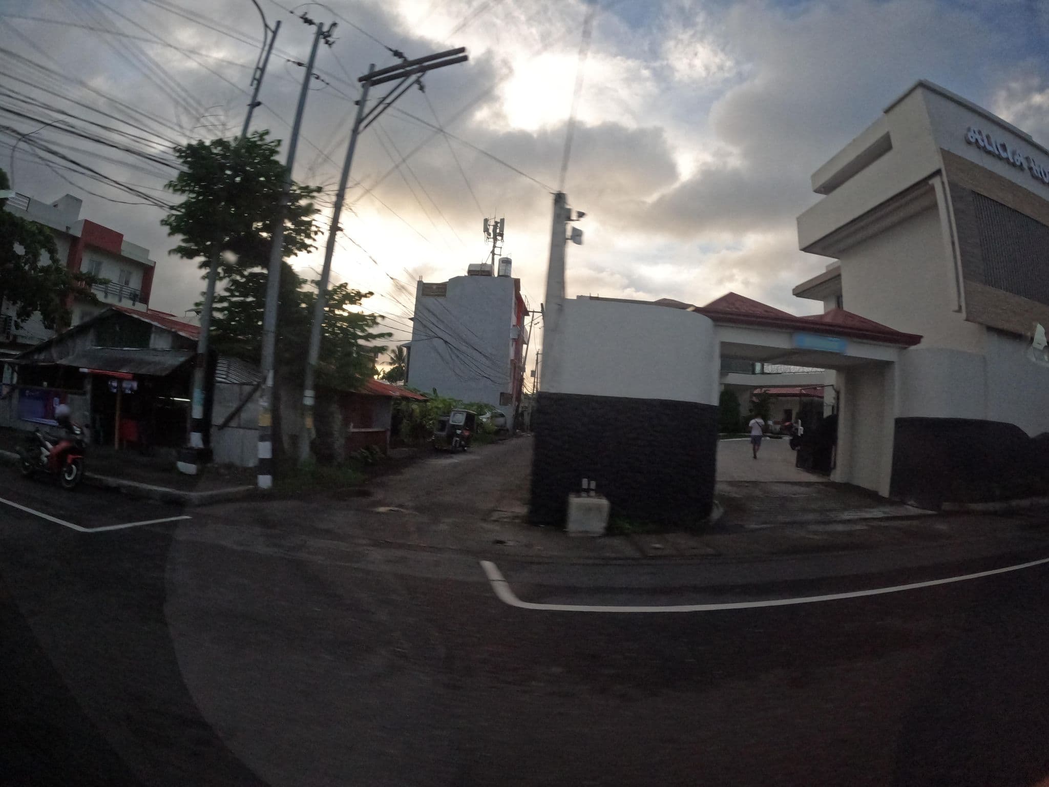 Street view near Alicia Hotel, Sagpon — © frozenrabi (CC BY-SA · Mapillary)