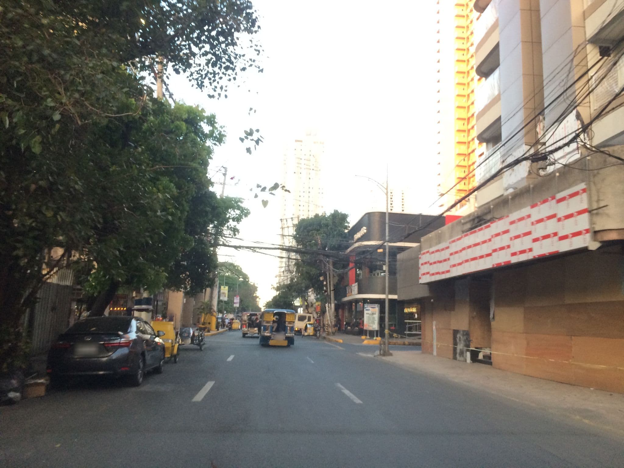 Street view near Palm Plaza Hotel, Paco — © dany917 (CC BY-SA · Mapillary)