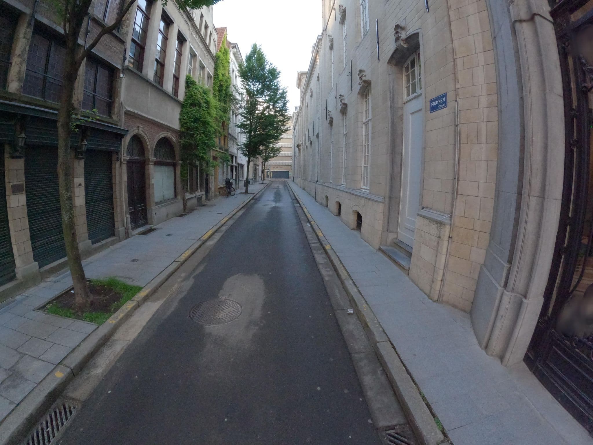 Street view near Sapphire House Antwerp, Antwerp — © koninklijke (CC BY-SA · Mapillary)