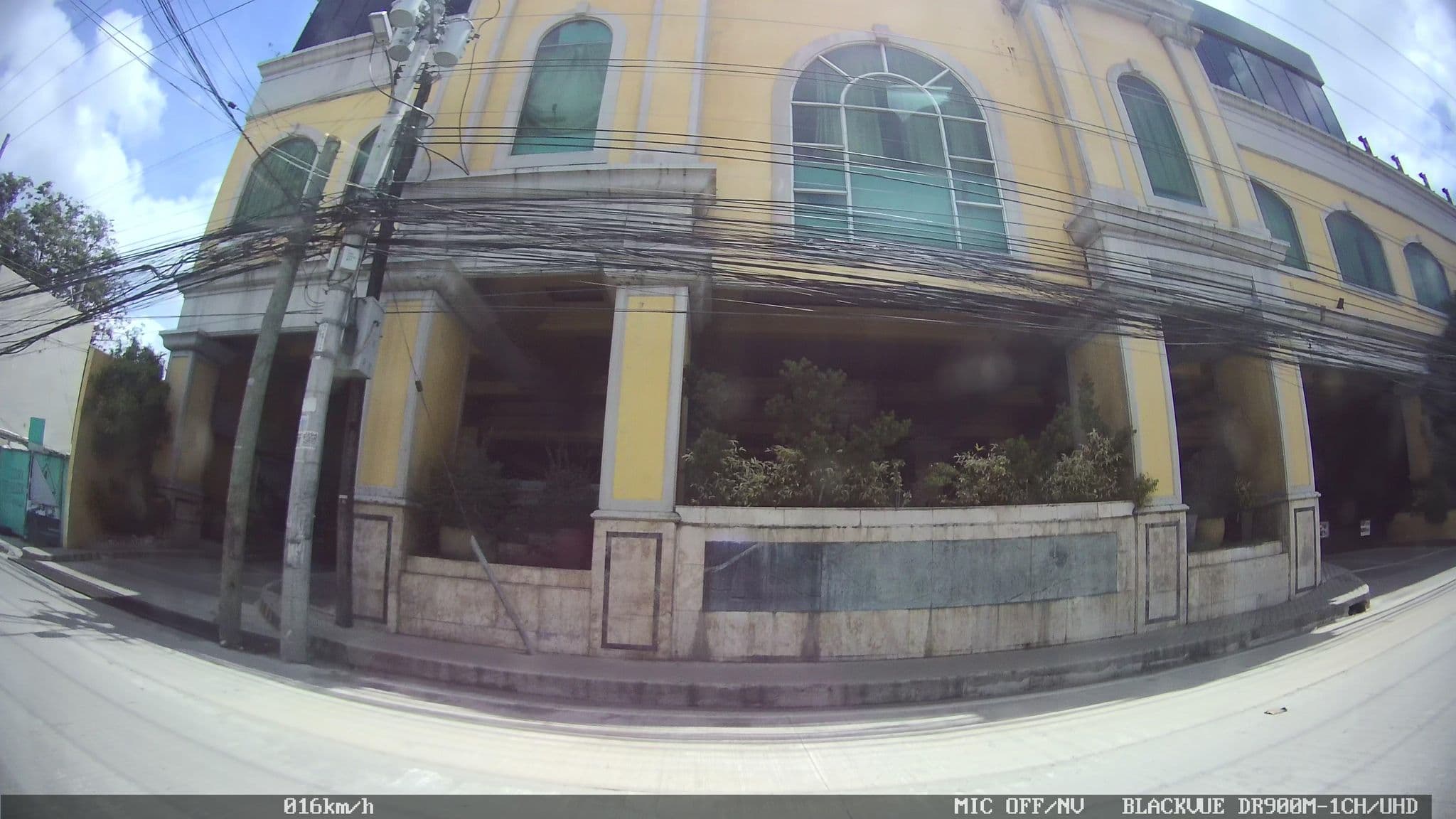 Street view near Royal Mandaya Hotel, Davao — © kaart_1 (CC BY-SA · Mapillary)