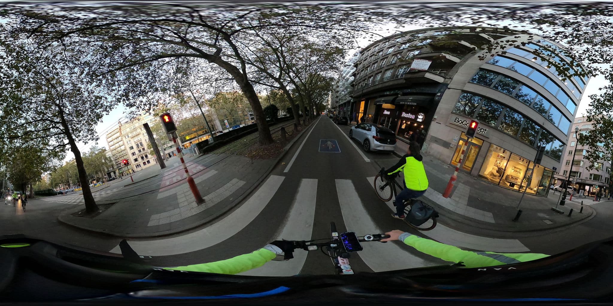 Street view near Hotel Louise Bruxelles, Ixelles — © Stefdegreef (CC BY-SA · Mapillary)
