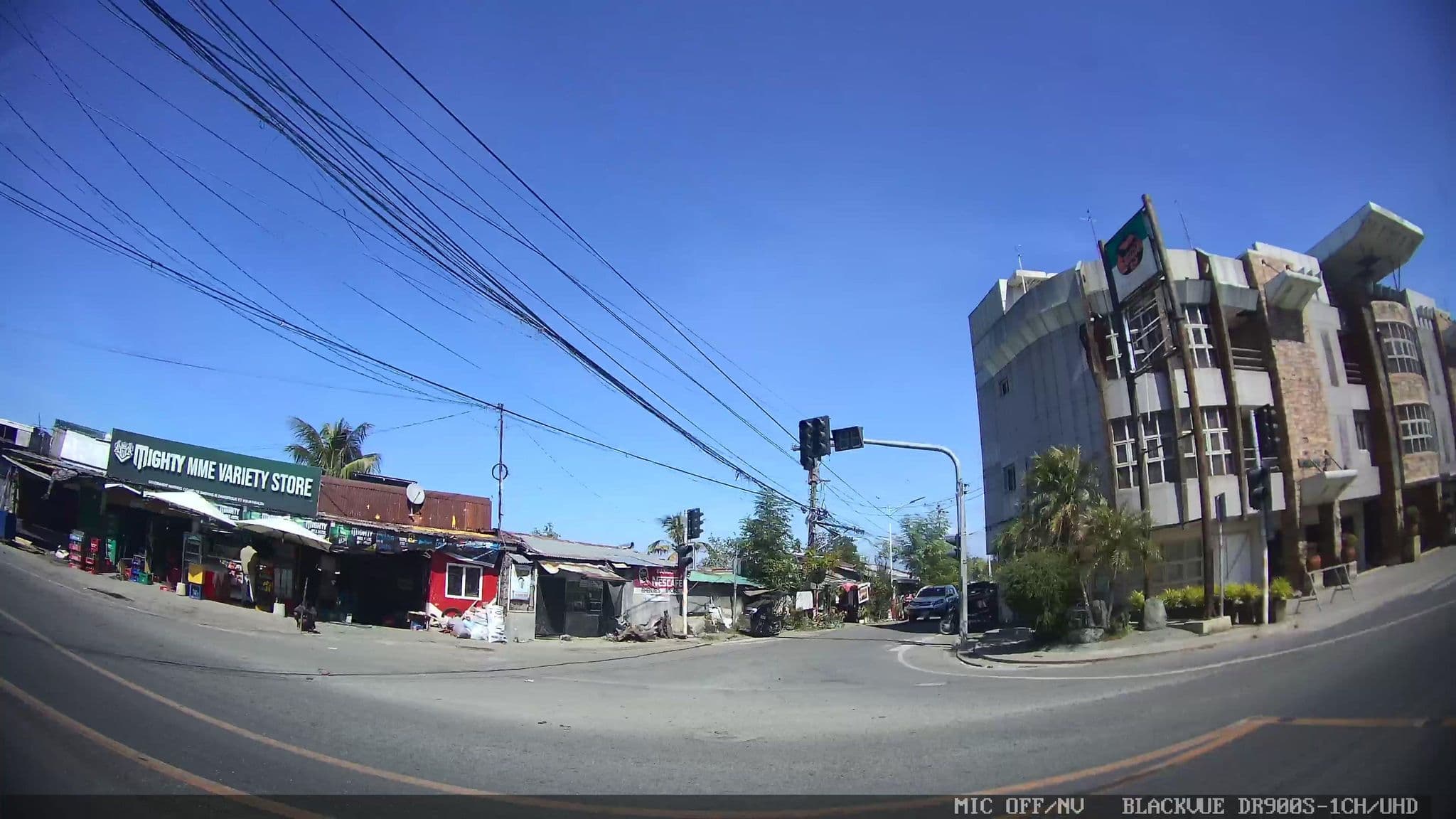 Street view near Bangsal Suites Hotel, Binmaley — © Kaart---LEFT (CC BY-SA · Mapillary)