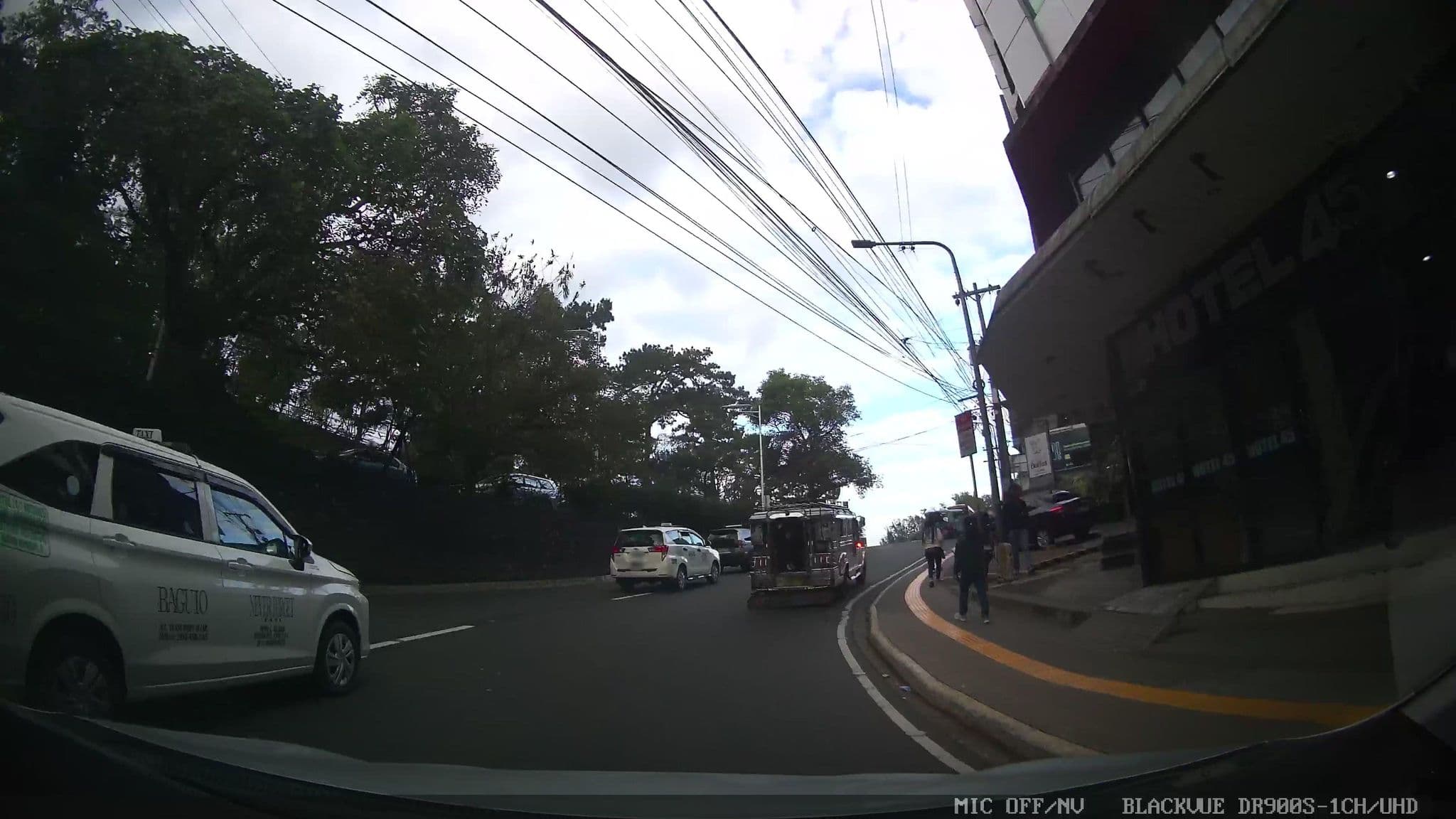 Street view near Bloomfield Hotel, Baguio