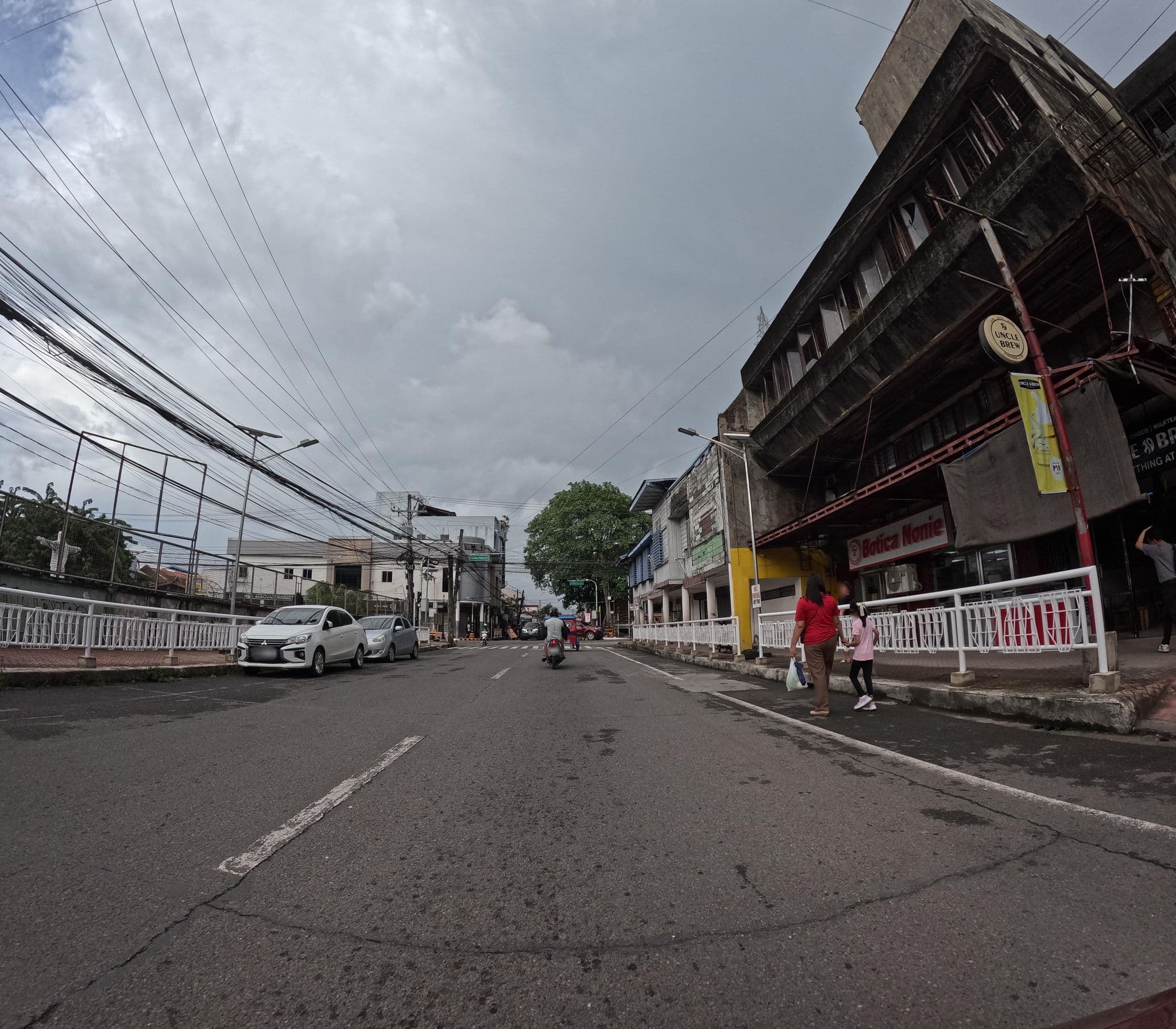 Street view near Hotel Consuelo, Tacloban — © feyeandal (CC BY-SA · Mapillary)