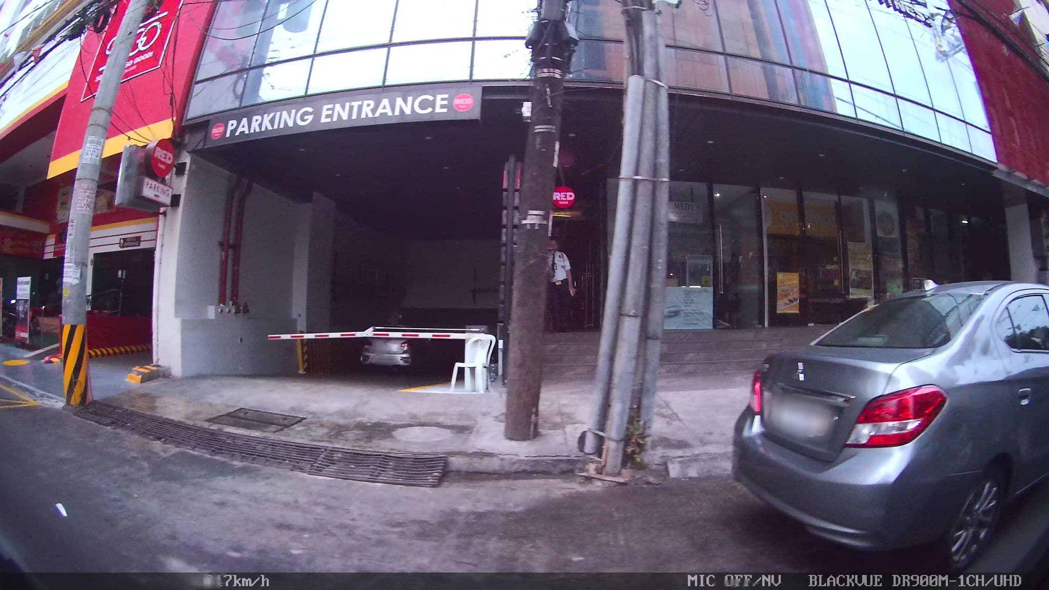 Street view near Red Hotel, Mariana — © kaart_4 (CC BY-SA · Mapillary)